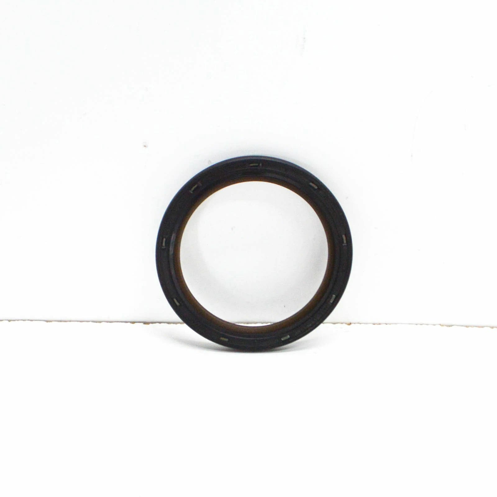 NEW AUDI A6 C8 ENGINE CRANKCASE SHAFT OIL SEAL RING 06E103051J