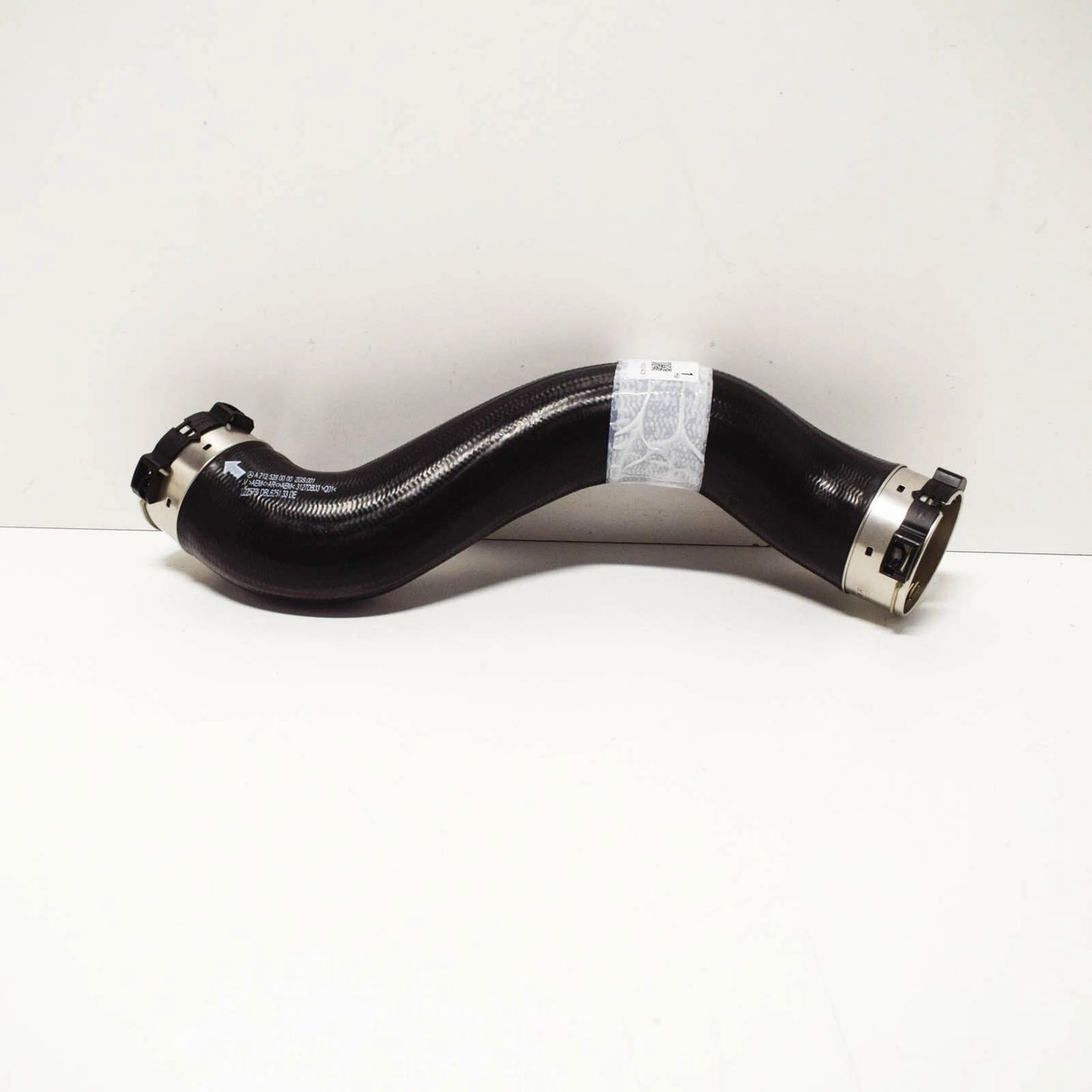 NEW MERCEDES-BENZ CLS C218 LEFT INTERCOOLER HOSE 3.0 DIESEL A2125280000