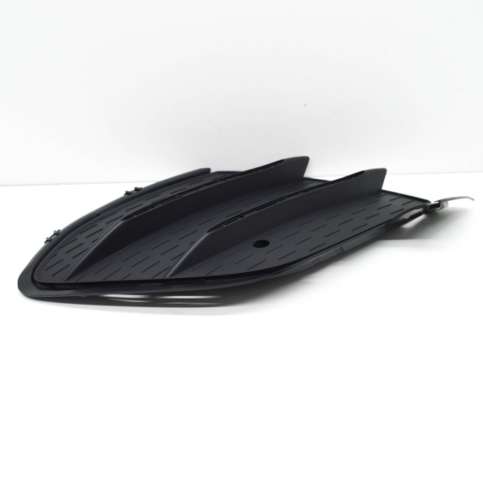 NEW MB GLB X247 FRONT BUMPER LEFT LOWER GRILLE COVER A2478857703 ORIGINAL