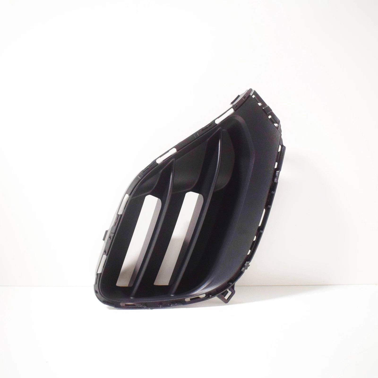 NEW MB GLC COUPE C253 FRONT BUMPER LEFT LOWER COVER A2538852402