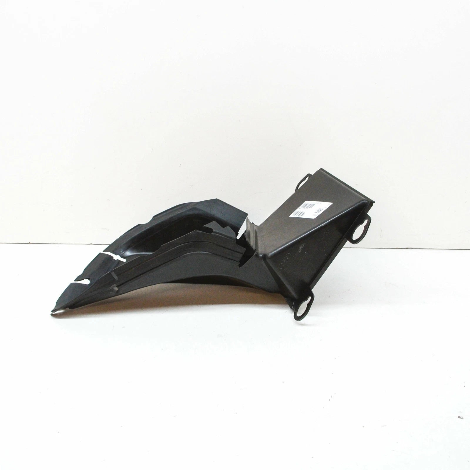 NEW AUDI A5 CABRIO 8W6 REAR UPPER LEFT RADIATOR AIR GUIDE 8W6121333B ORIGINAL