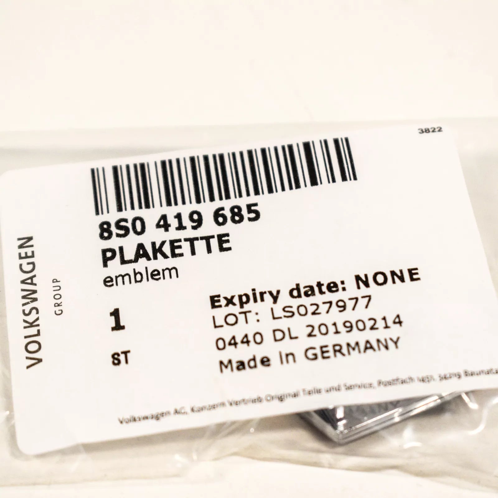 NEW AUDI TT MK3 FV STEERING WHEEL S LINE BADGE 8S0419685