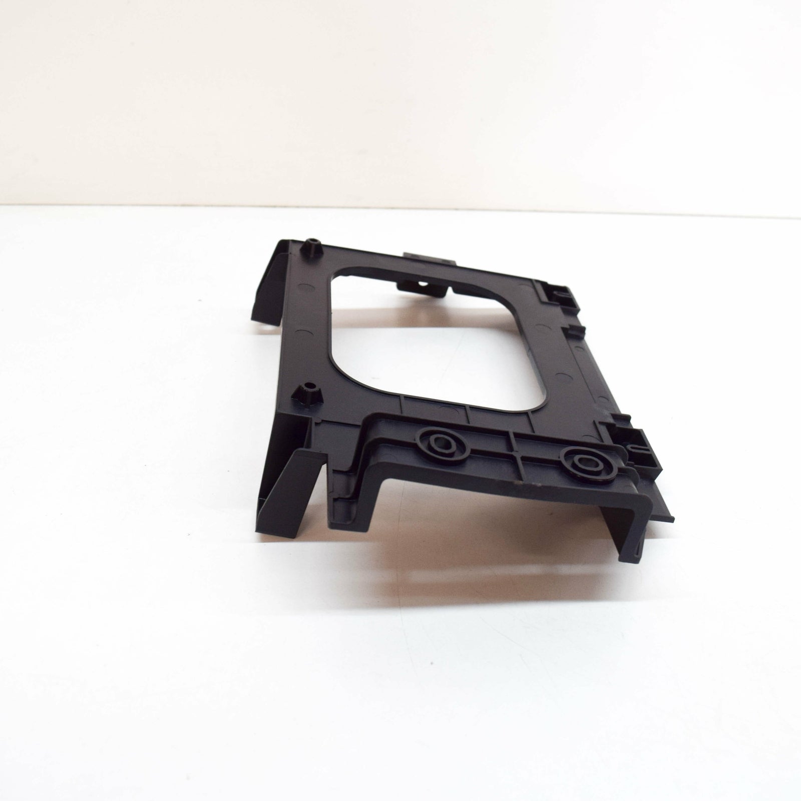 NEW VOLKSWAGEN GOLF MK7 RADIO AMPLIFIER BRACKET 5G0035933 ORIGINAL