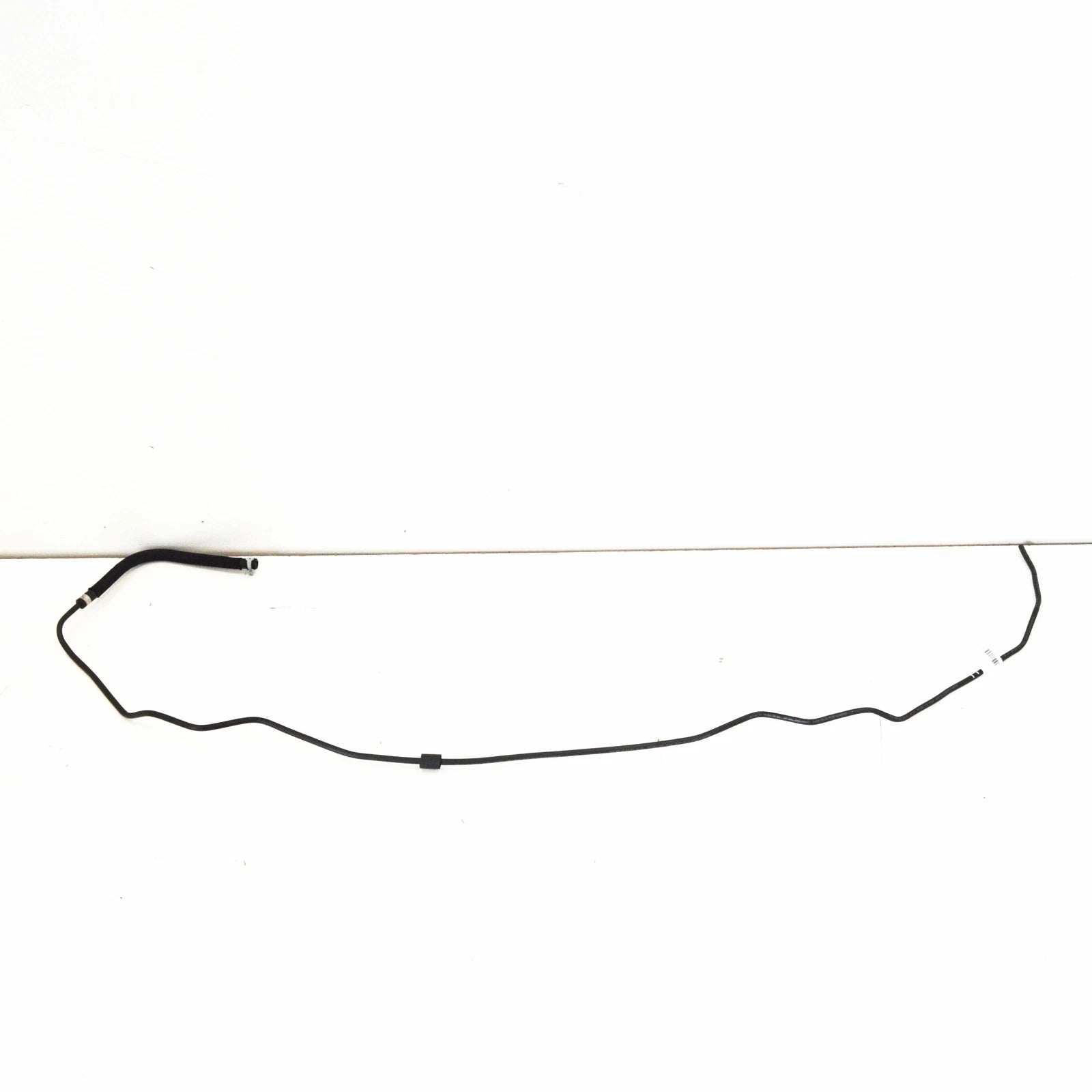 NEW MERCEDES-BENZ C-CLASS W205 ENGINE COOLANT HOSE A2058302602 ORIGINAL