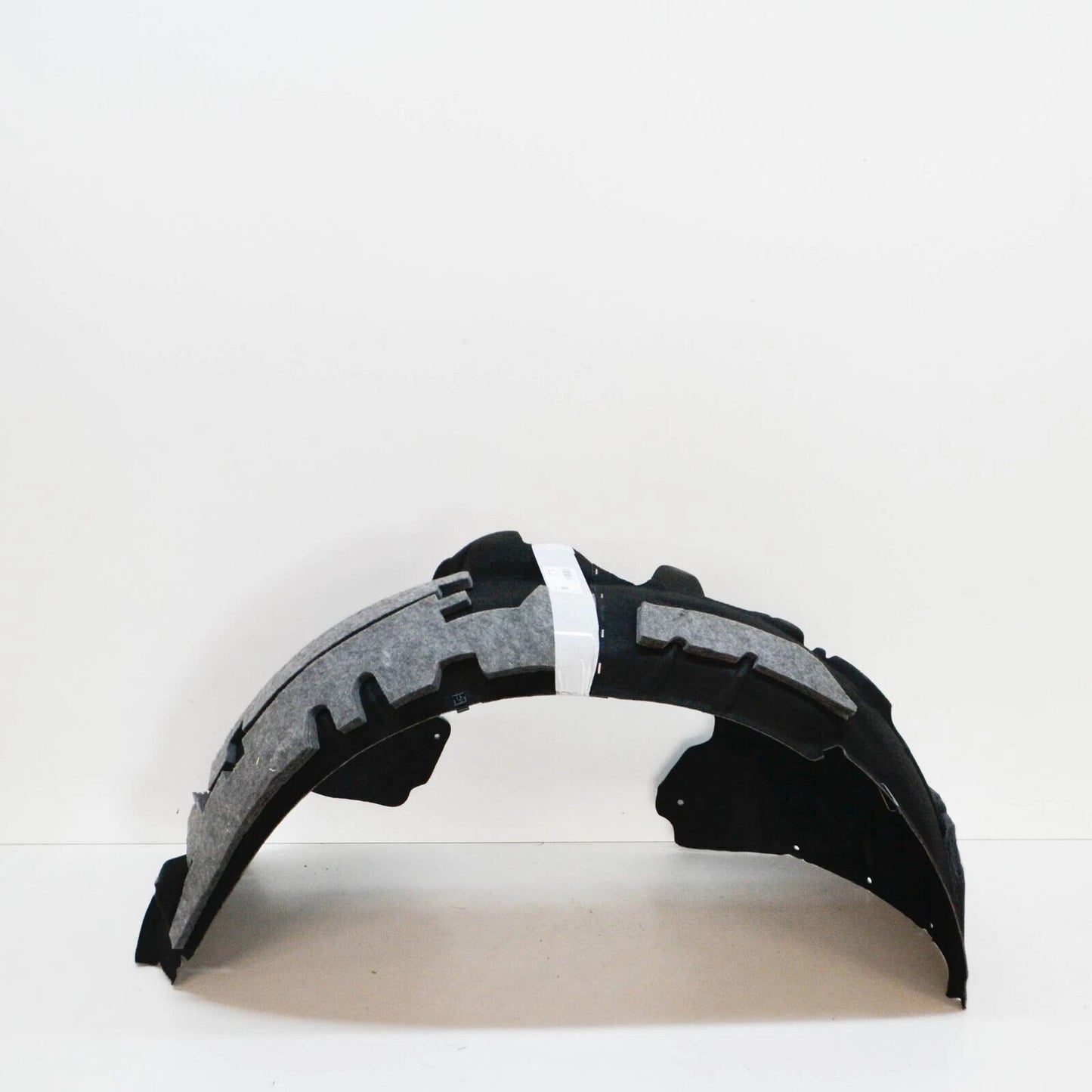 NEW AUDI A7 4G FRONT RIGHT WHEEL HOUSING LINER 4G8821172D