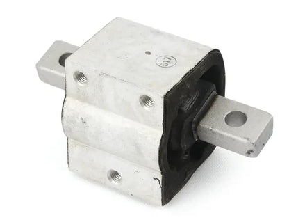 NEW MERCEDES-BENZ E W212 REAR ENGINE SUSPENSION MOUNT A2122401818 ORIGINAL