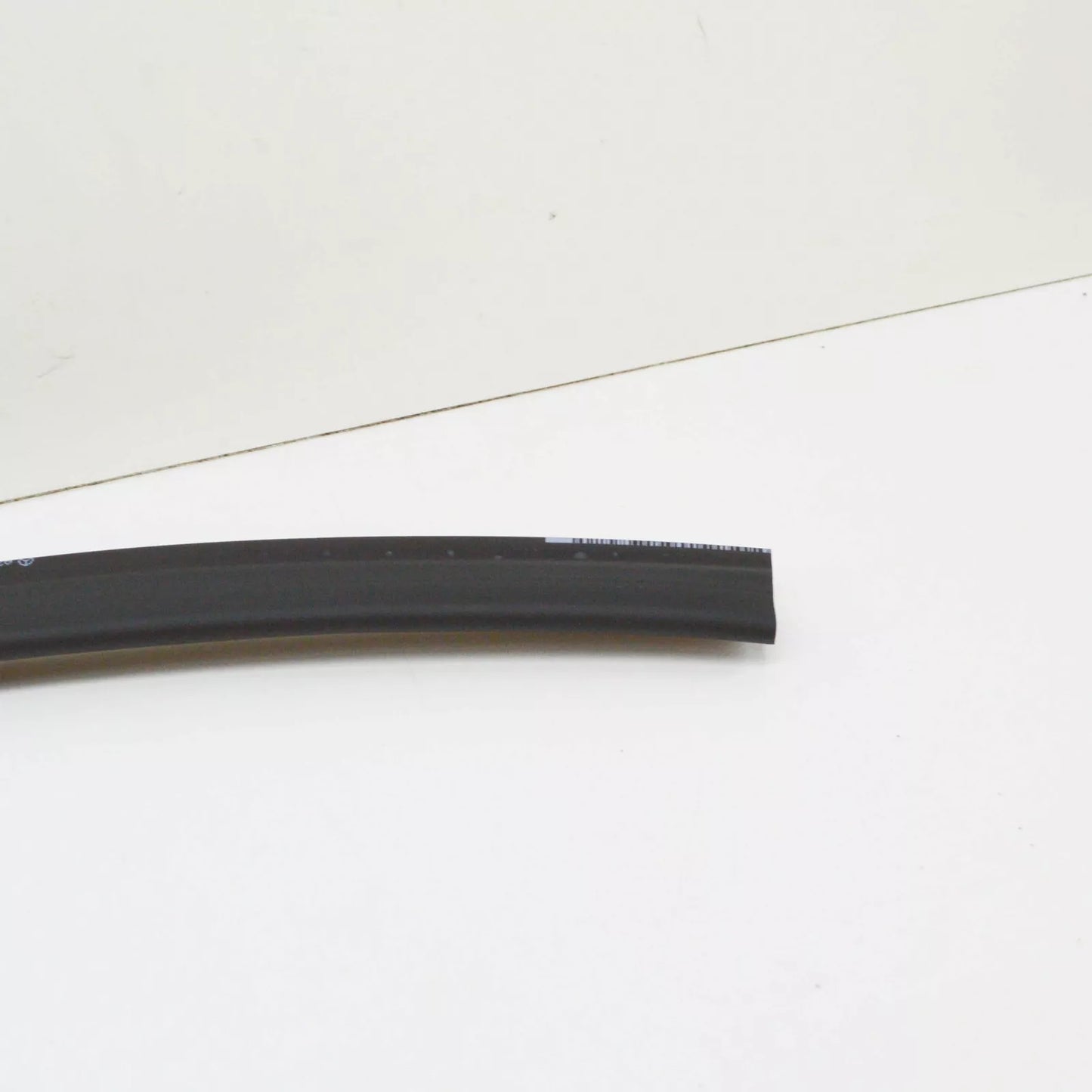 NEW MB C W205 FRONT BUMPER UPPER FRONT END SEALING A2056281300 ORIGINAL