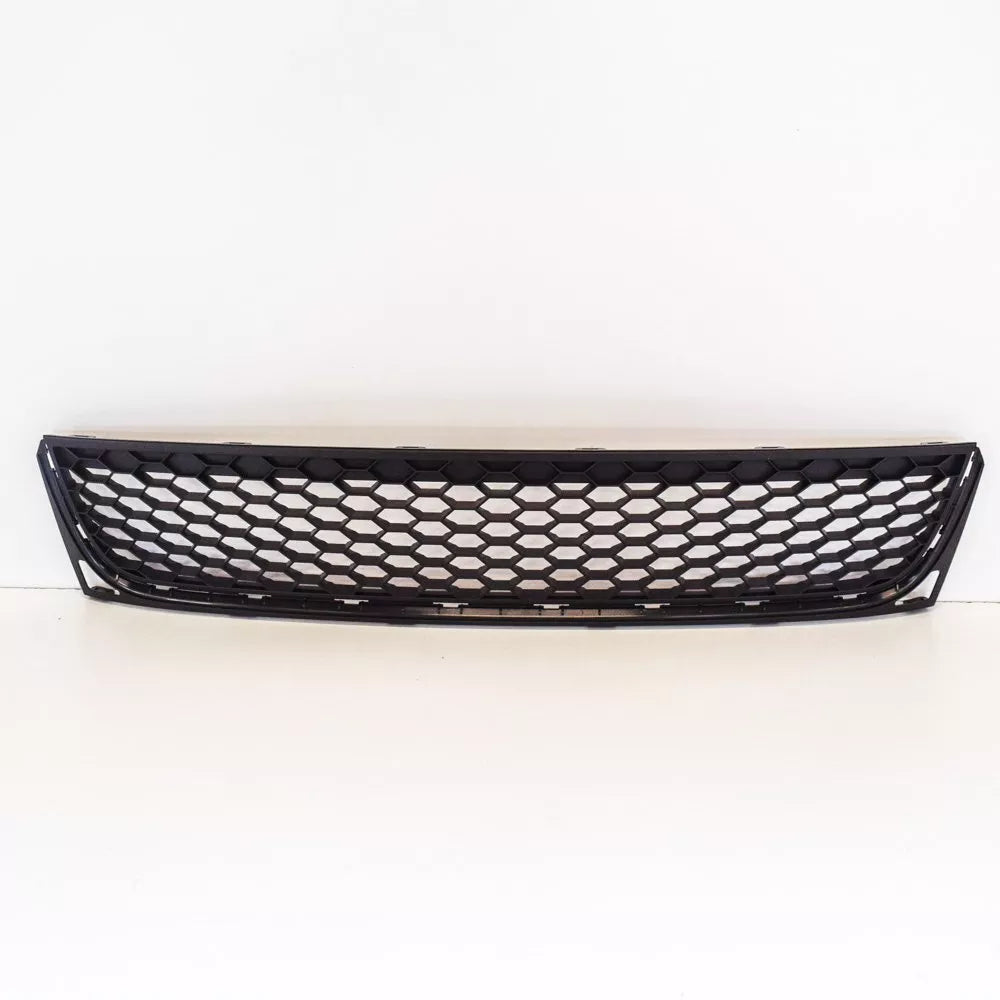 NEW VW GOLF FRONT BUMPER GTI LOWER CENTER GRILLE MK6 5K0853677C9B9 ORIGINAL