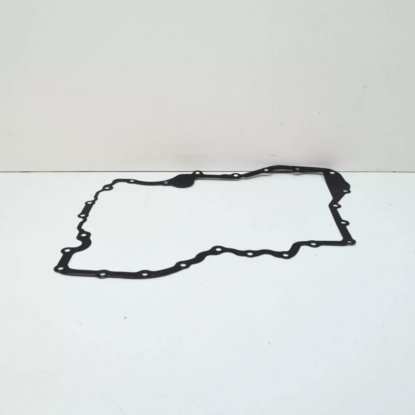 NEW BMW M5 F90 LOWER ENGINE OIL PAN SUMP GASKET 11137852272 ORIGINAL