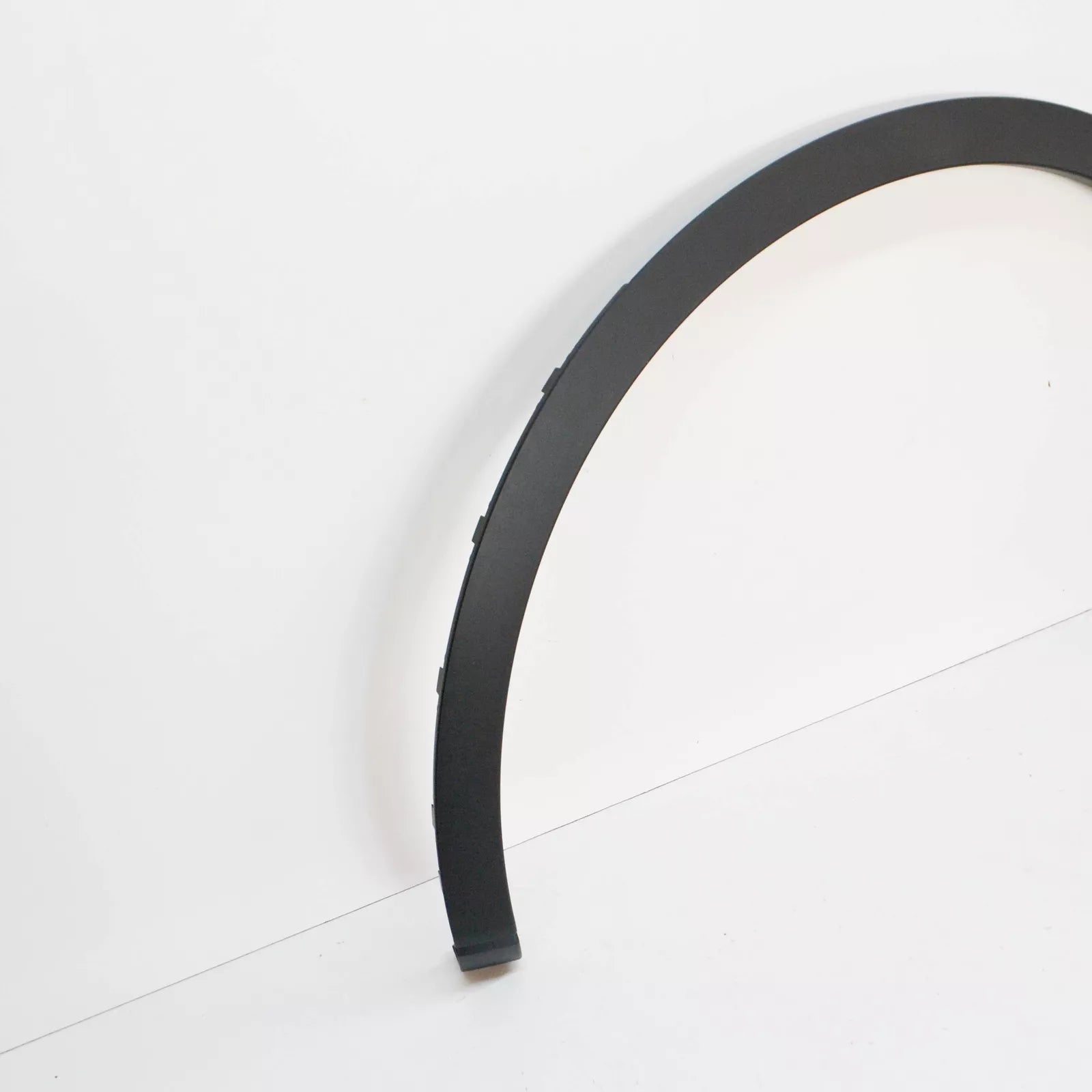 NEW VOLKSWAGEN ID.4 E21 FRONT LEFT FENDER MOLDING 11A853717E9B9