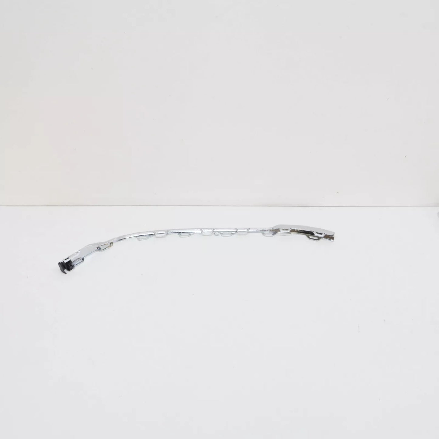 NEW VOLKSWAGEN PASSAT B8 3G FRONT LEFT BUMPER TRIM 3G0853253C2ZZ ORIGINAL