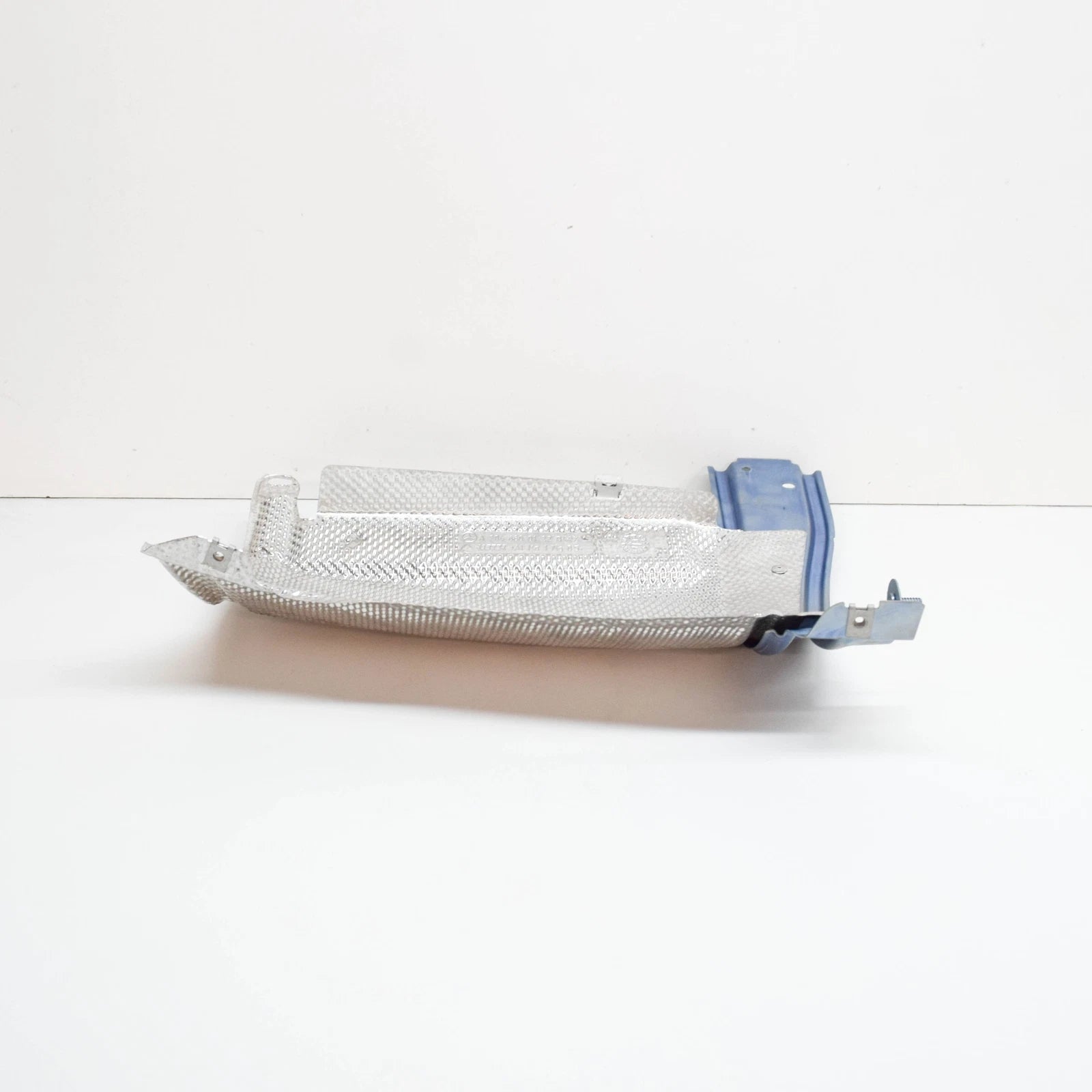 NEW MERCEDES-BENZ C W204 REAR MUFFLER LEFT OUTER SCREENING A2046800122