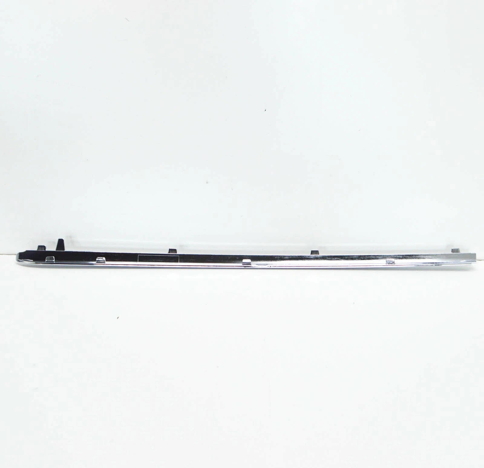 NEW MERCEDES-BENZ C-CLASS W205 REAR LEFT DOOR MOLDING A2056906302