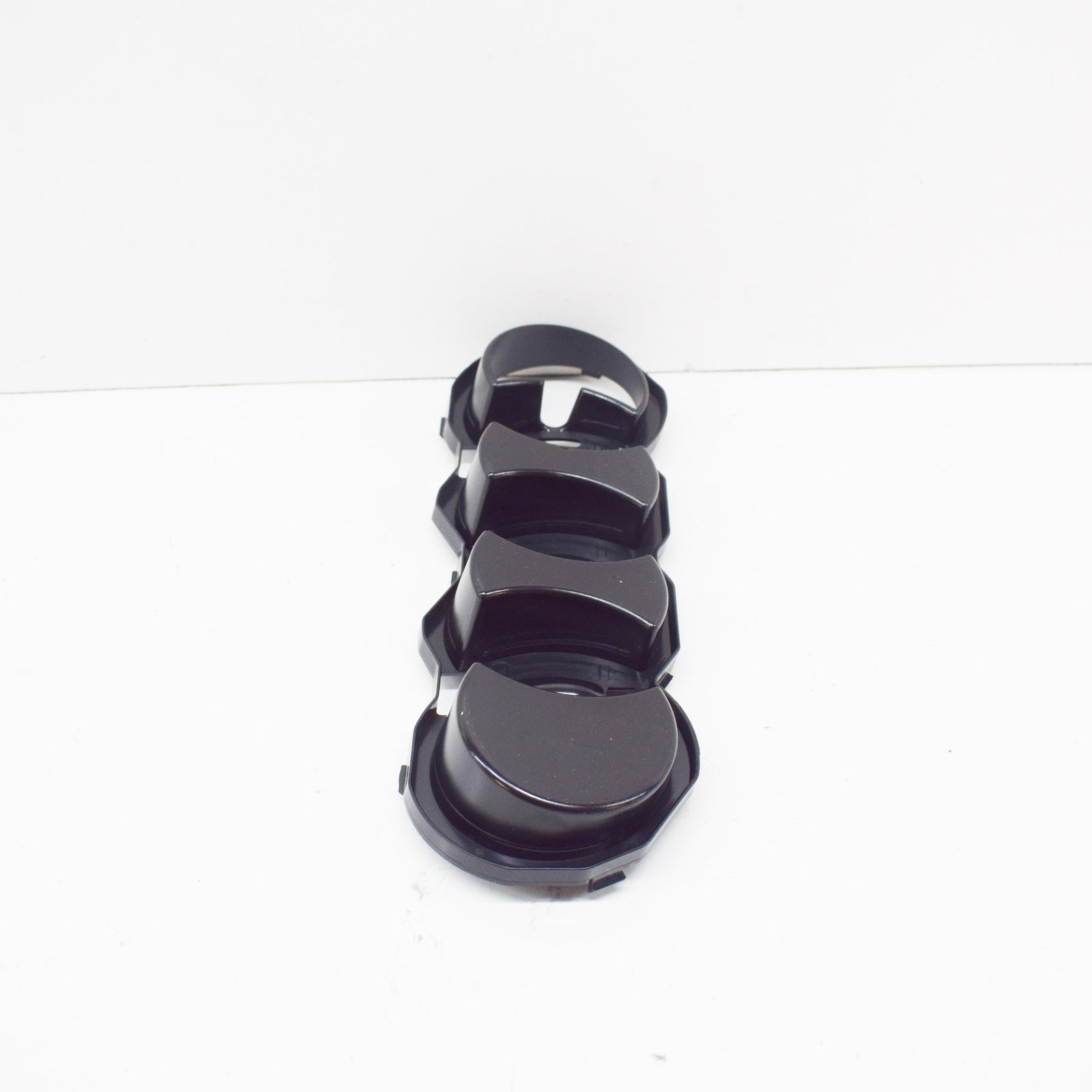 NEW AUDI A6 AVANT C7 FRONT CENTER GRILLE RING HOLDER 4G0853037A ORIGINAL