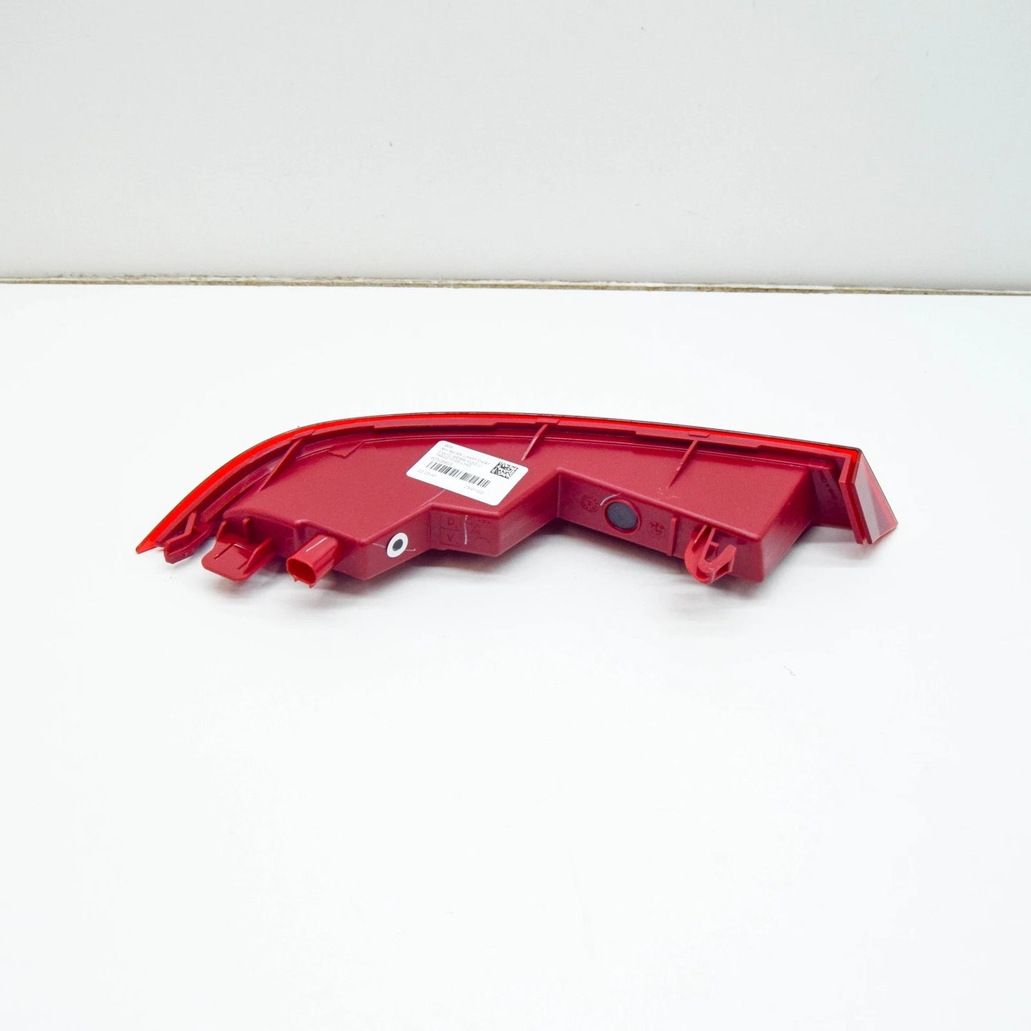 NEW BMW X5 G05 REAR RIGHT BUMPER REFLECTOR 63147442270 ORIGINAL