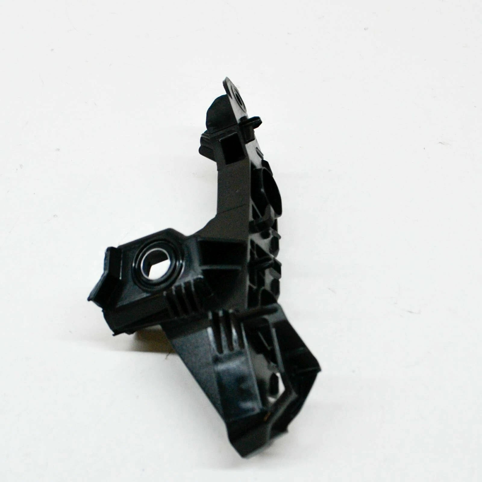 NEW VOLKSWAGEN TOURAN 5T FRONT LEFT BUMPER BRACKET 5TA807049