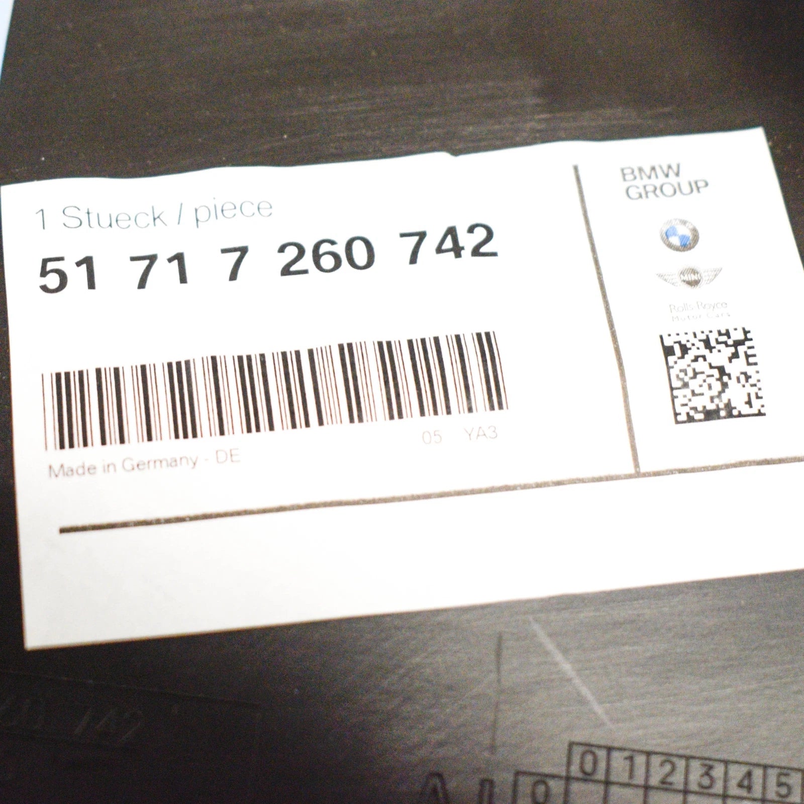 NEW BMW 4 F32 F82 FRONT RIGHT FENDER DEFLECTOR LIP 51717260742 ORIGINAL