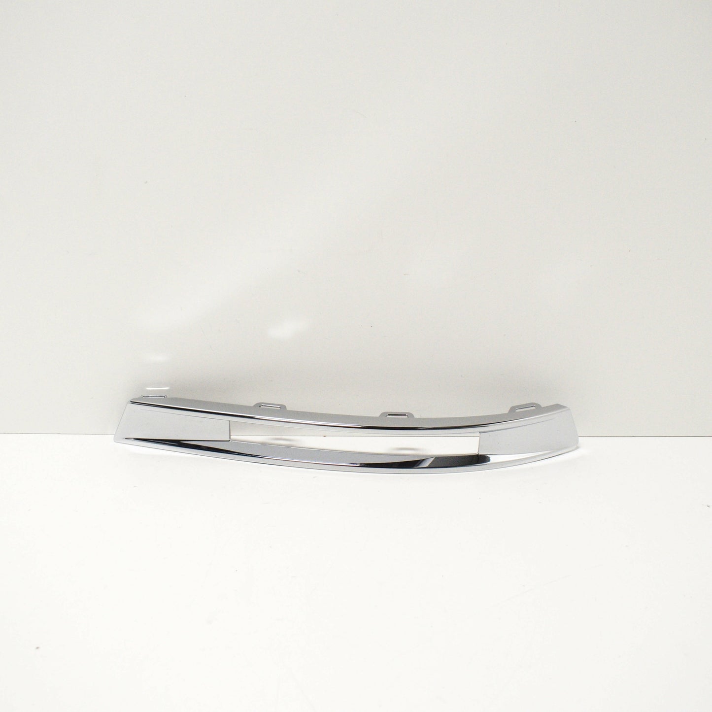 NEW MERCEDES BENZ C W204 C63 AMG RIGHT DRL CHROME TRIM A2048853274 ORIGINAL