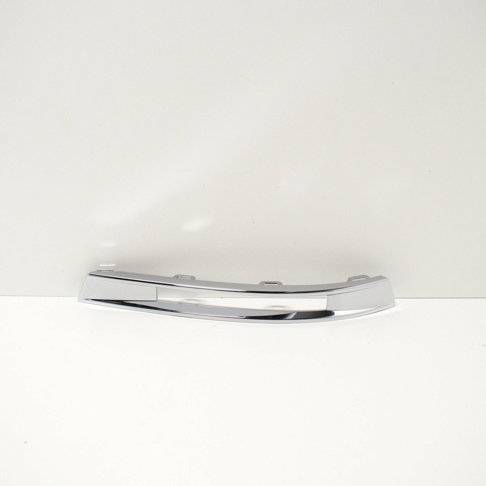 NEW MERCEDES BENZ C W204 C63 AMG RIGHT DRL CHROME TRIM A2048853274 ORIGINAL