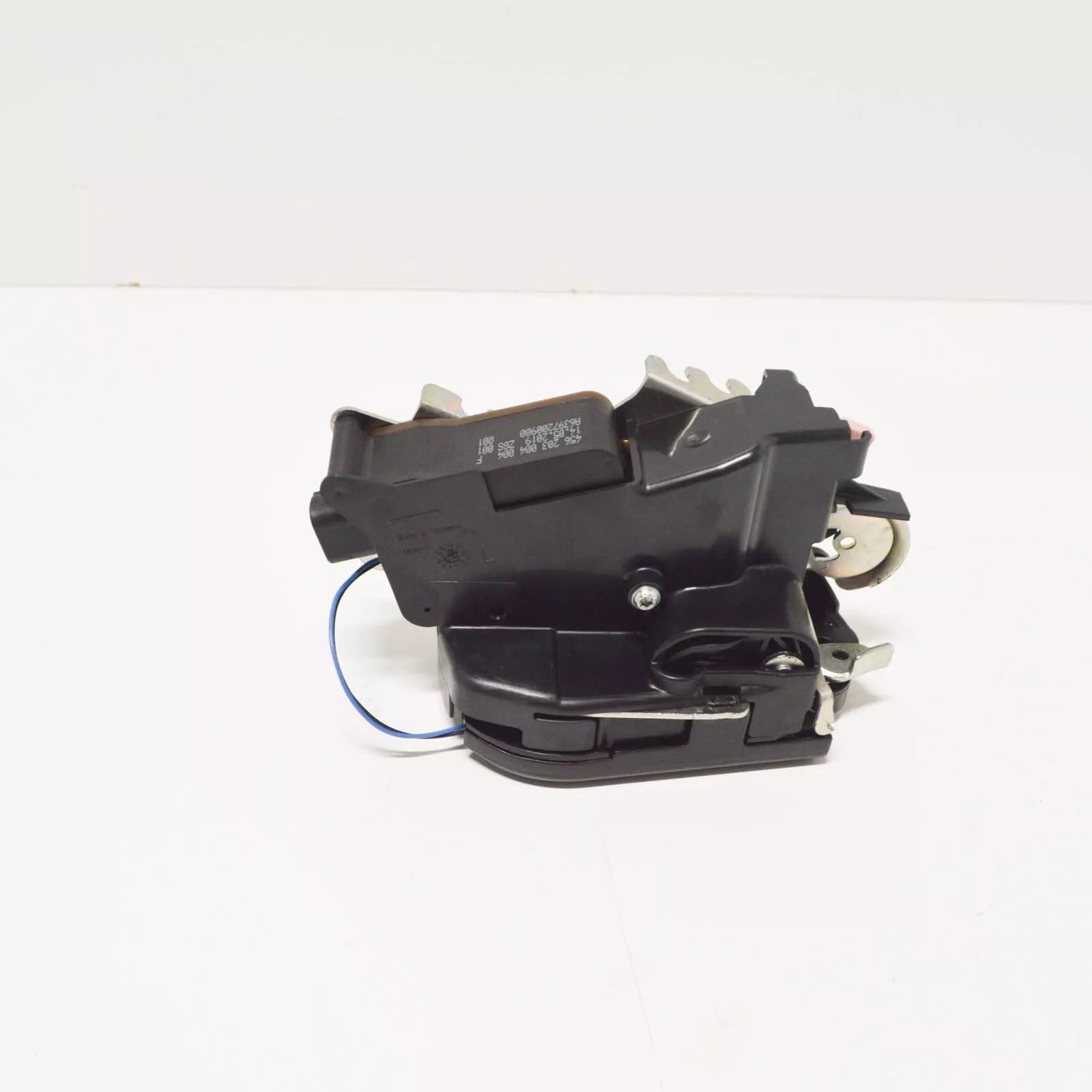NEW MERCEDES BENZ VITO W639 FRONT LEFT DOOR LOCK RHD A6397200900 ORIGINAL