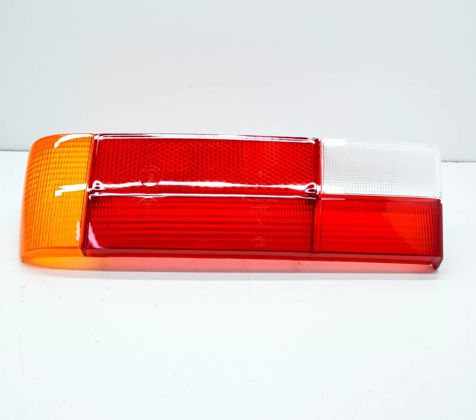 NEW BMW 6 E24 REAR RIGHT TAIL LAMP LENS 63211368216 1368216 ORIGINAL