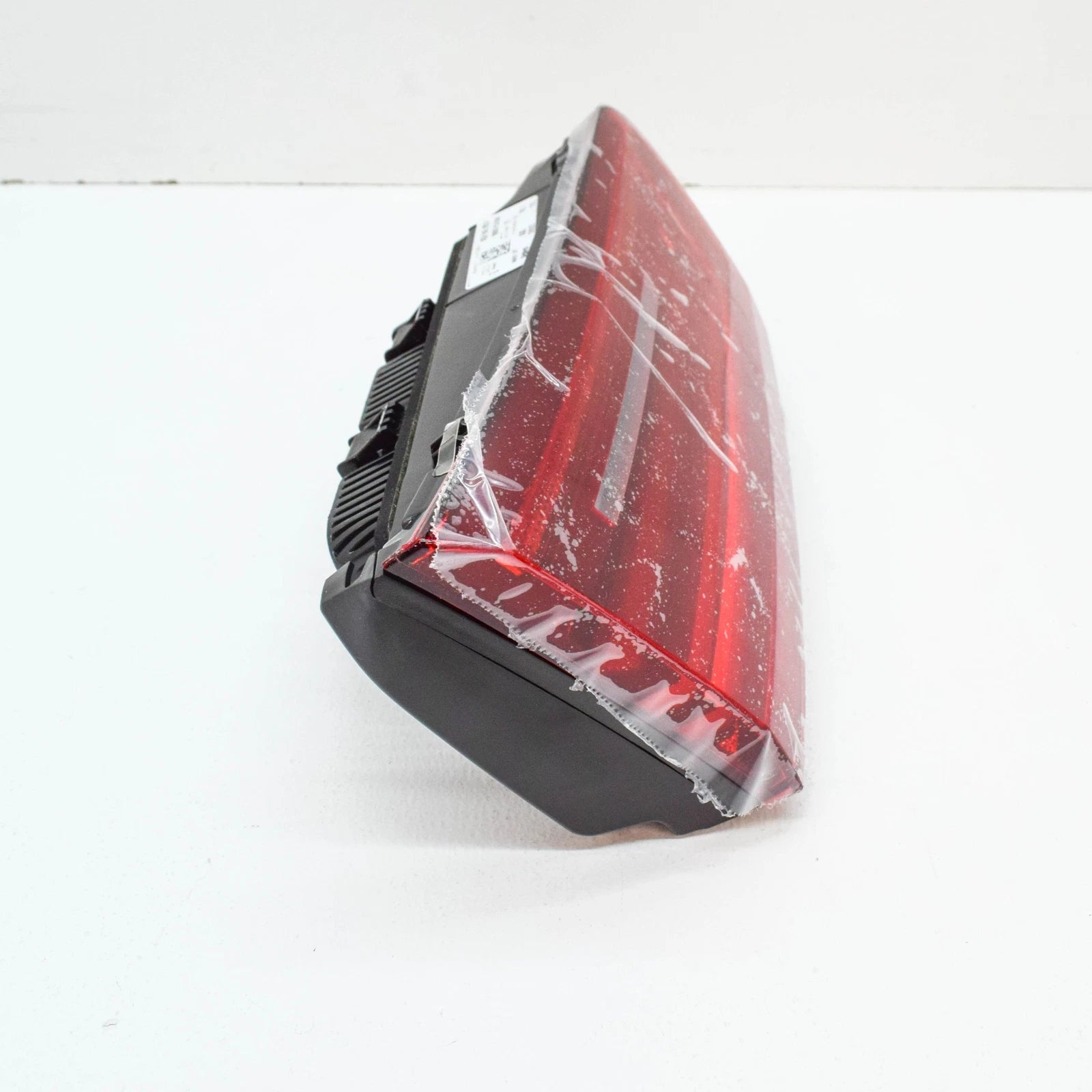NEW AUDI A6 ALLROAD 4G REAR LEFT SIDE TAILGATE TAILLIGHT 4G9945093F ORIGINAL