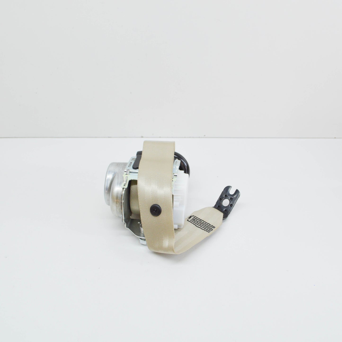 new audi a4 avant b9 rear right seatbelt 8w0857806a jxe 8w0857806ajxe original