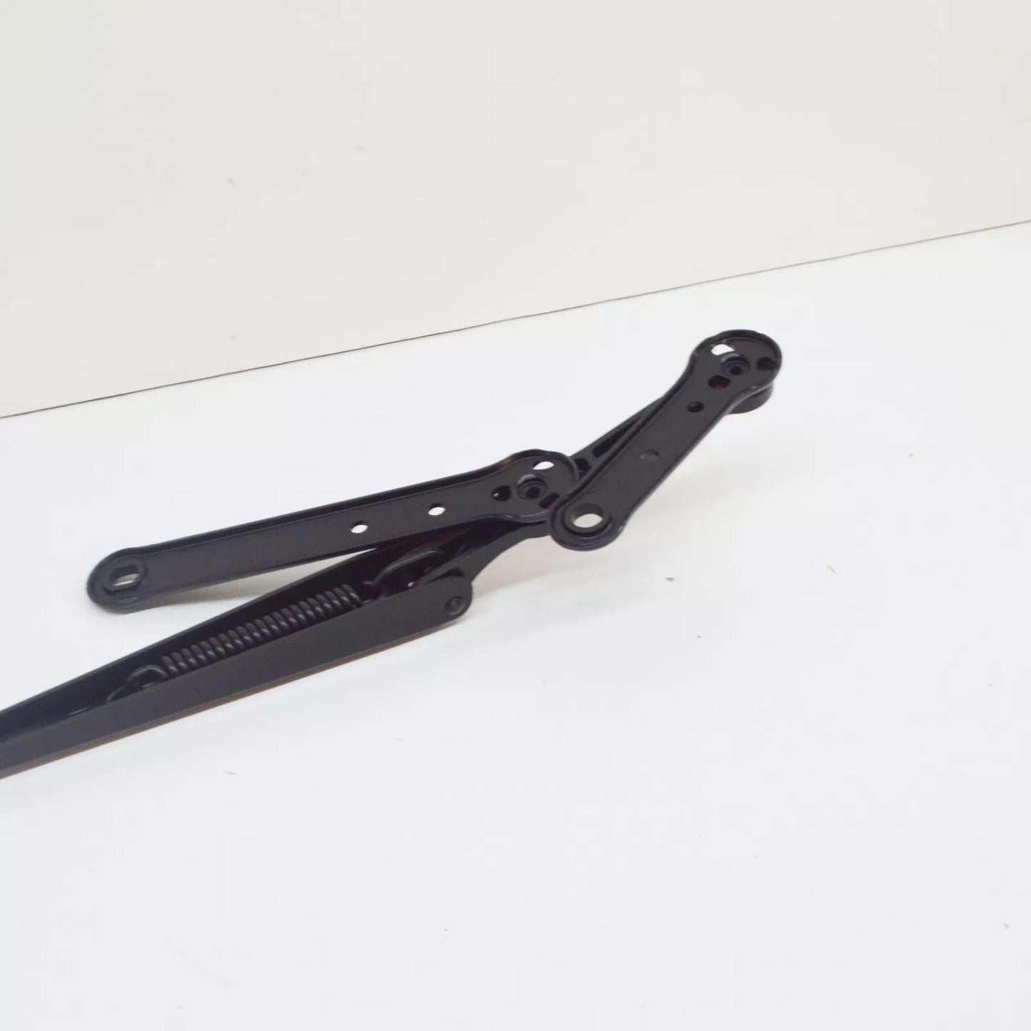 NEW MERCEDES-BENZ B W246 FRONT RIGHT WIPER ARM LHD A2468200244 ORIGINAL