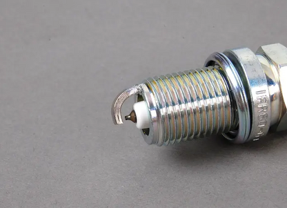 NEW MERCEDES-BENZ CL C215 SPARK PLUG A0041591403 ORIGINAL