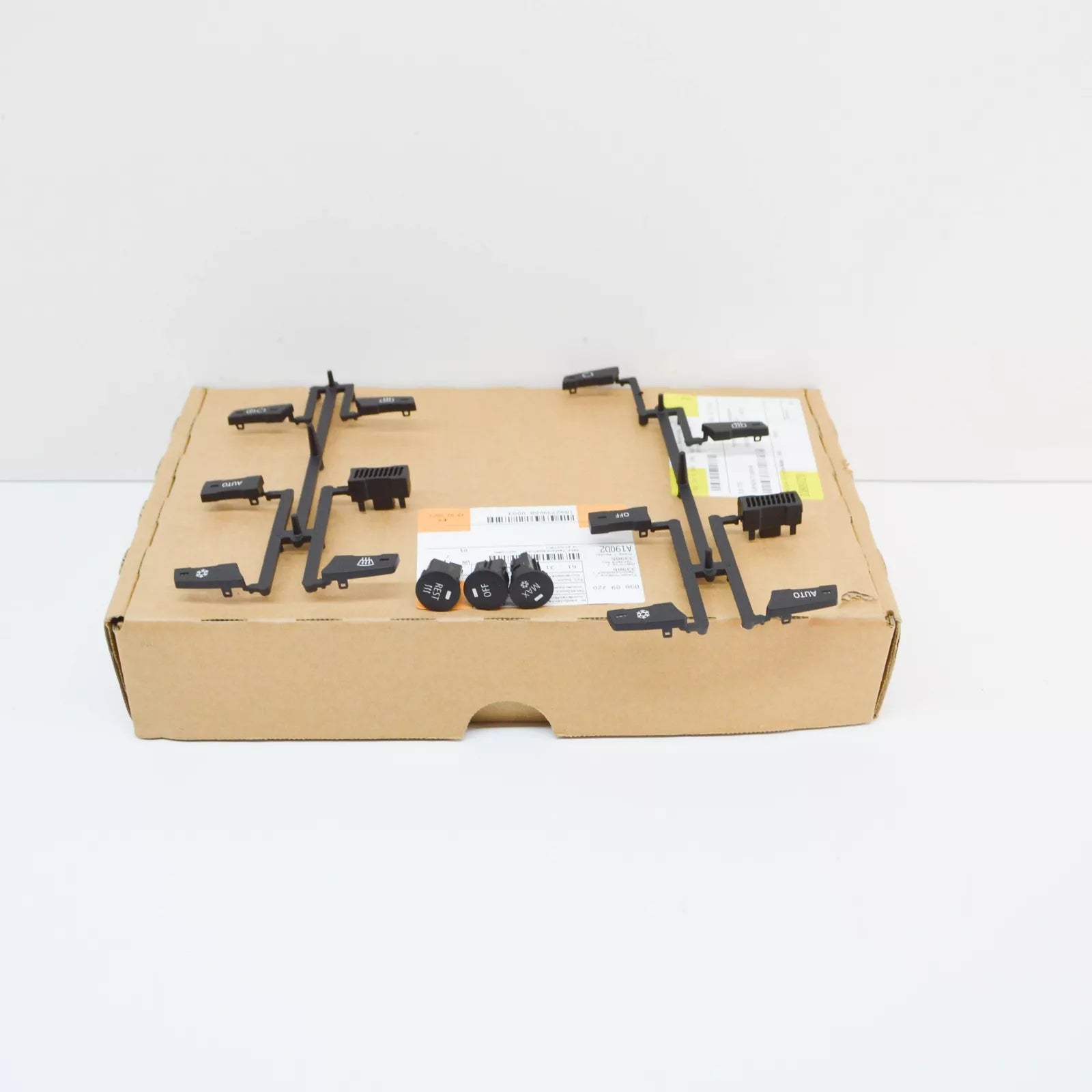 NEW BMW 5 E60 CLIMATE CONTROL FACEPLATE BUTTON COVER KIT 61319250196 ORIGINAL