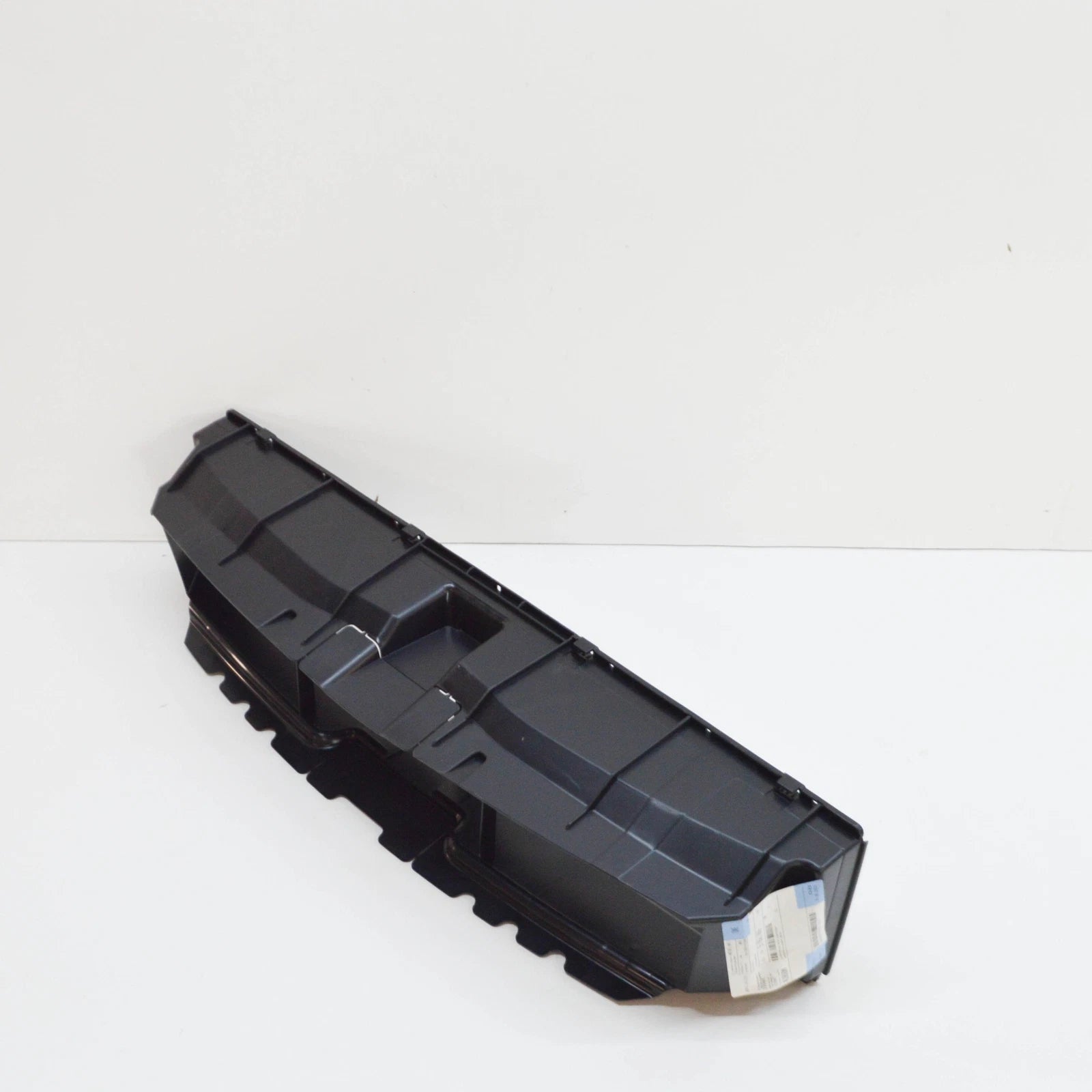 NEW BMW 6 F06 RADIATOR LOWER AIR DUCT M SPORT 51748056069 2016 ORIGINAL