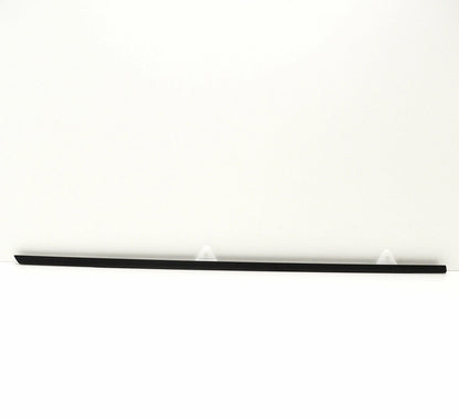 NEW AUDI A3 8P FRONT RIGHT OUTER WINDOW APERTURE SEAL 8P4837478A