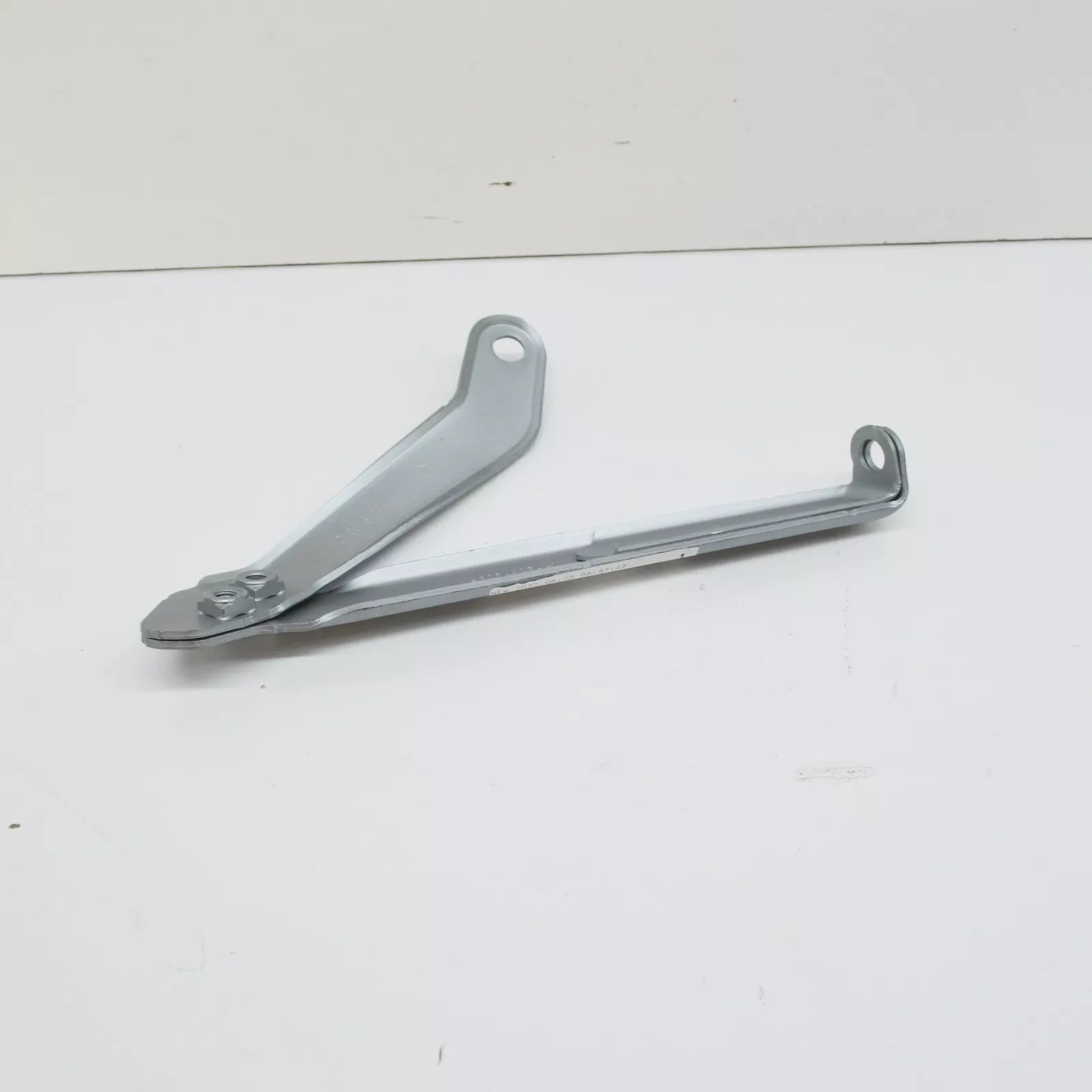 NEW MB SPRINTER W906 EXHAUST SYSTEM TO TRANSMISSION BRACKET A9064925441 ORIGINAL