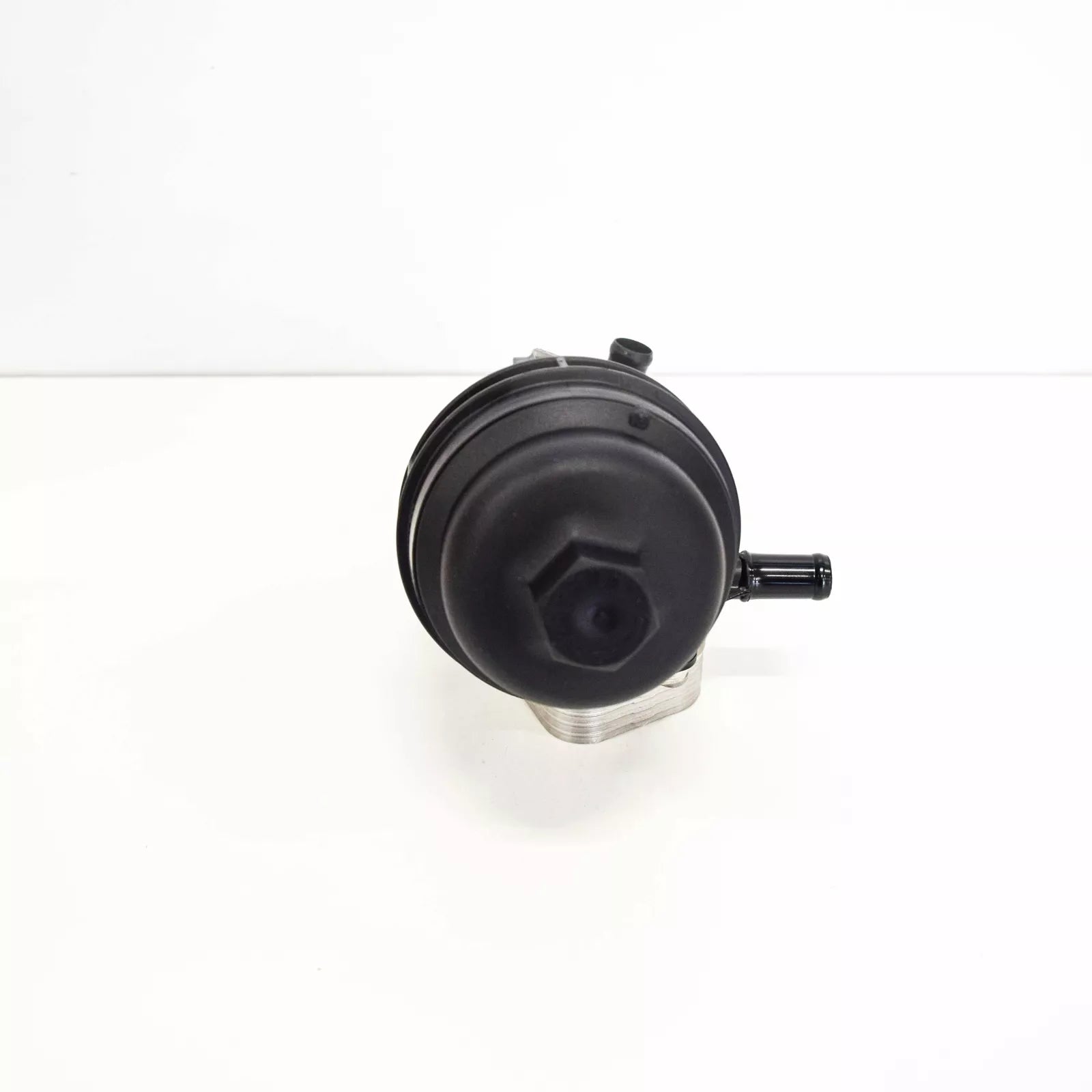 NEW MERCEDES BENZ GLA X156 OIL FILTER HOUSING A2701800500