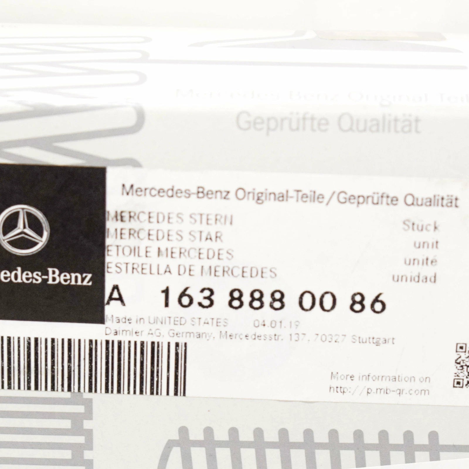 NEW MB M-CLASS W163 FRONT RADIATOR GRILLE BADGE EMBLEM A1638880086 ORIGINAL