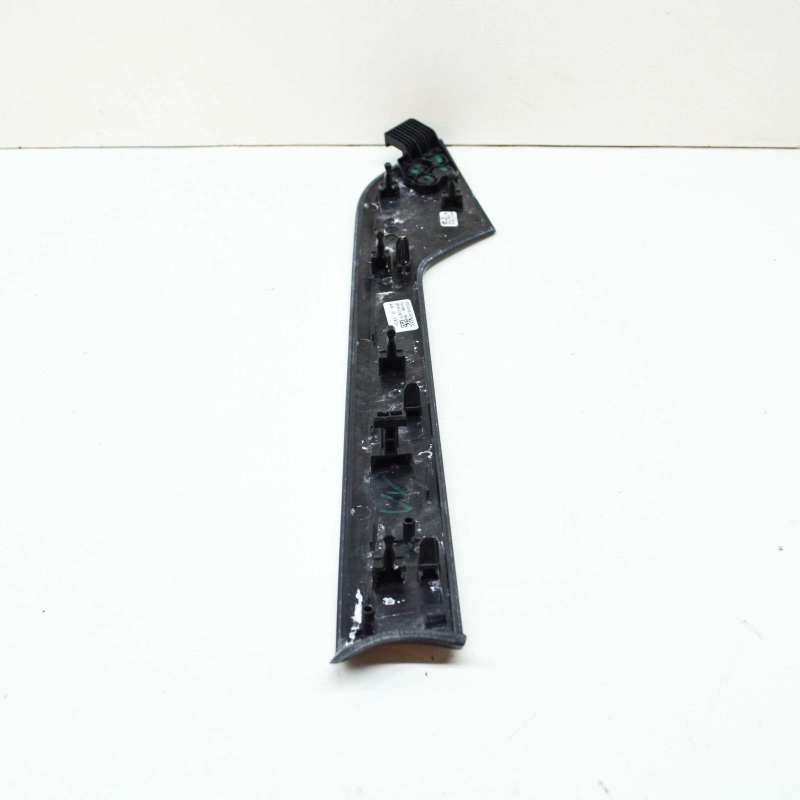 NEW AUDI A4 8W2, B9 FRONT RIGHT DOOR TRIM INSERT RHD 8W0867410AB7V7 ORIGINAL