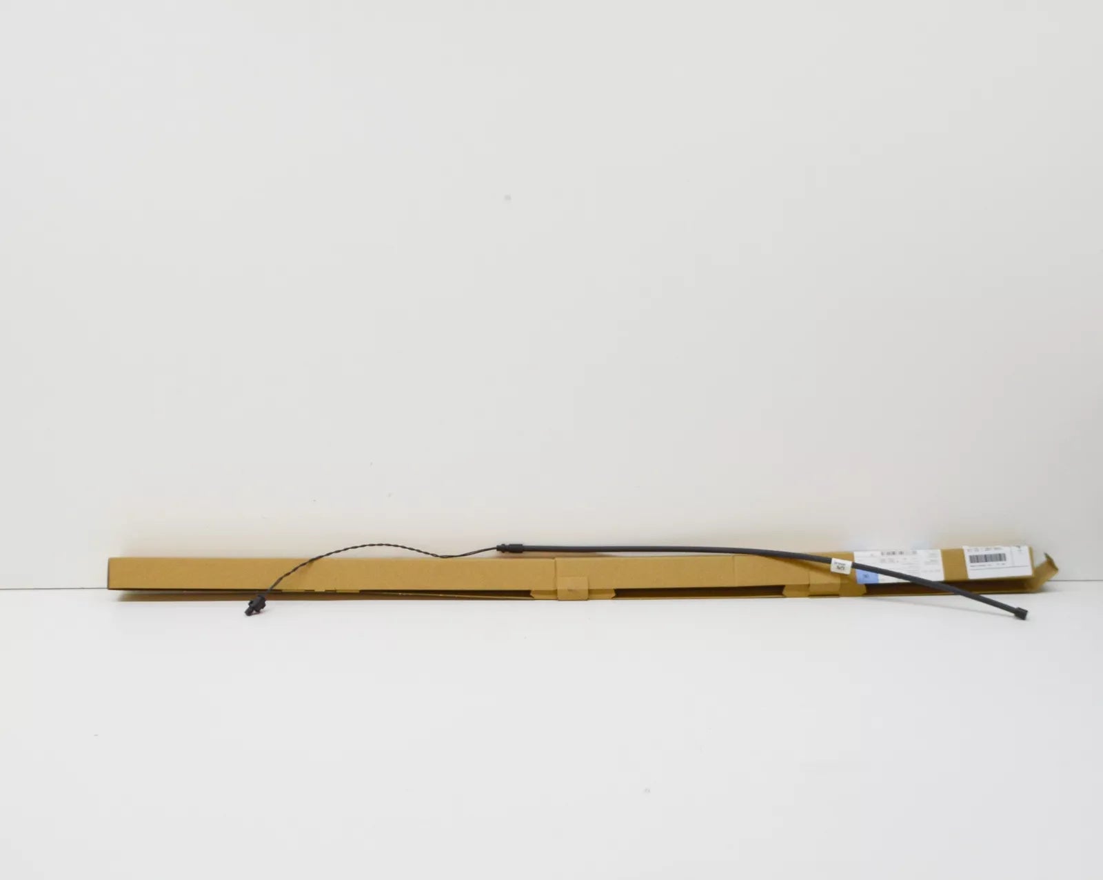 NEW BMW X6 F16 REAR SMART OPERER BOTTOM SENSOR LEAD 61357391043 ORIGINAL