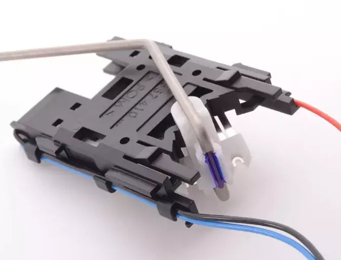 NEW AUDI A4 B8 FUEL GAUGE SENDER 8K0919673 ORIGINAL