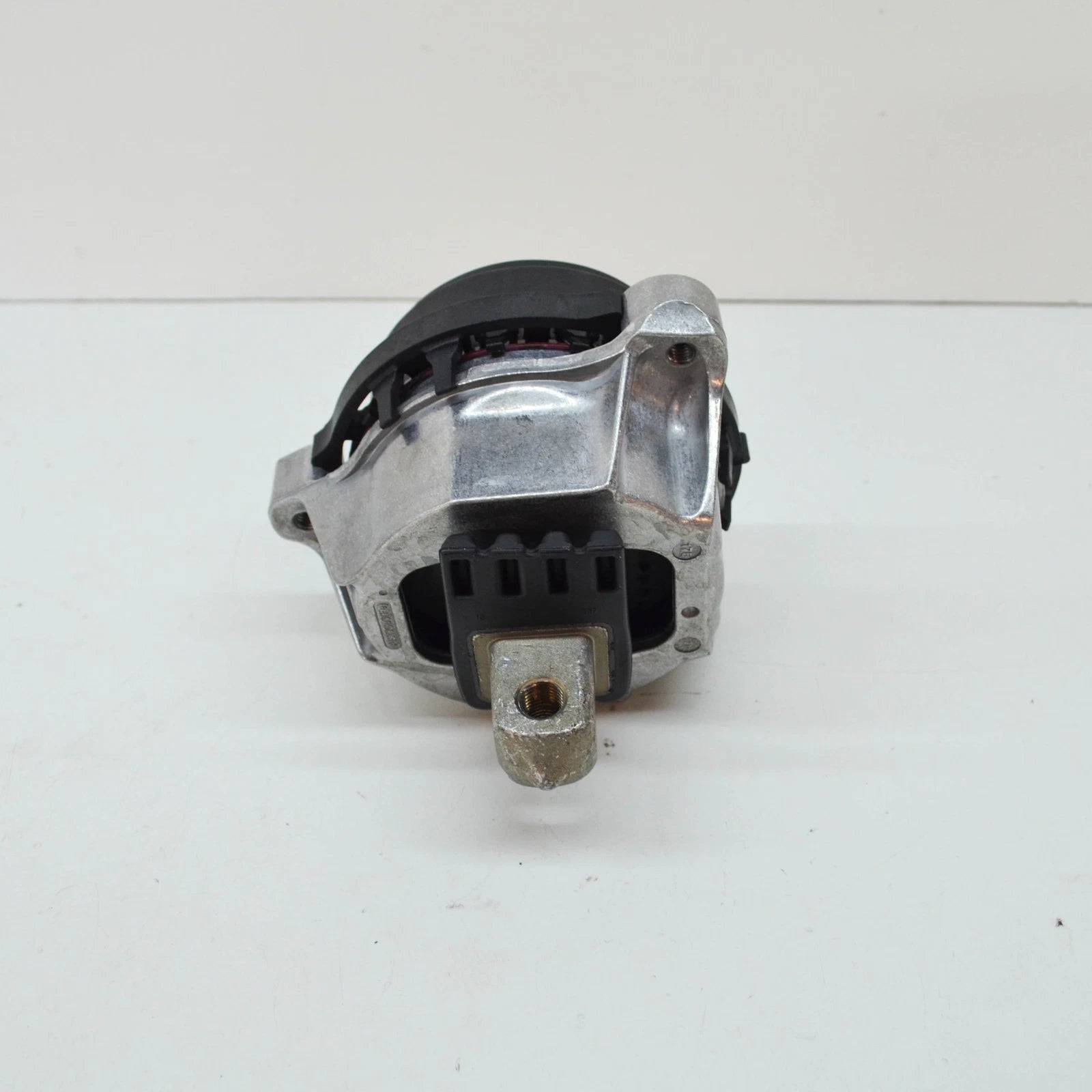 NEW BMW 7 G11 G12 LEFT ENGINE MOUNT 22116866155 6866155 ORIGINAL