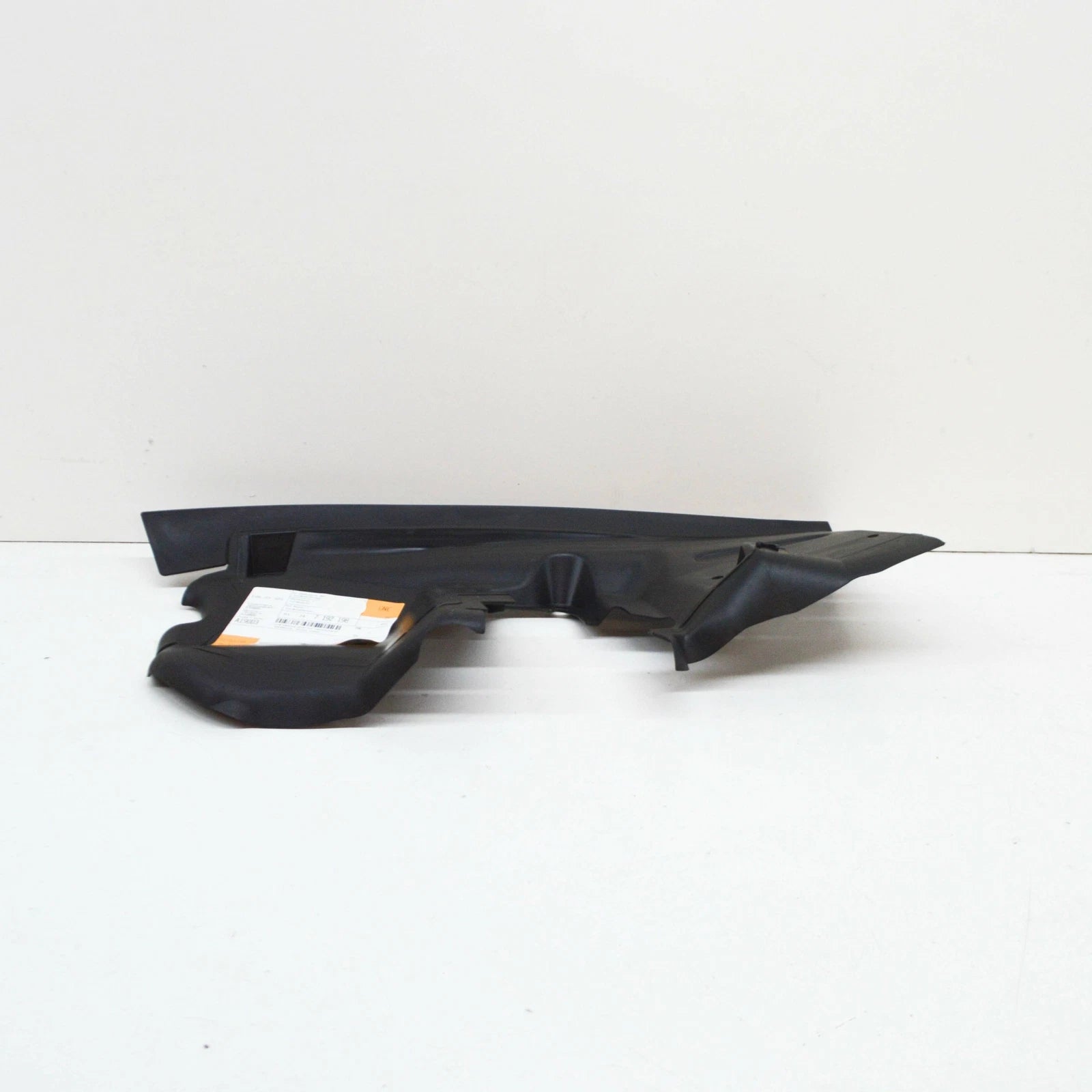 NEW BMW Z4 ROADSTER E89 RIGHT RADIATOR AIR GUIDE 51747192198 ORIGINAL