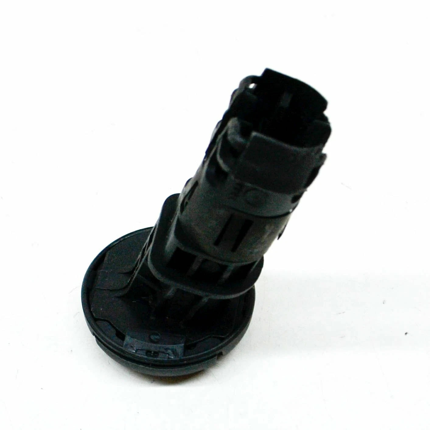 NEW AUDI A3 8P REAR SEAT HEADREST GUIDE 1K088692082V ORIGINAL