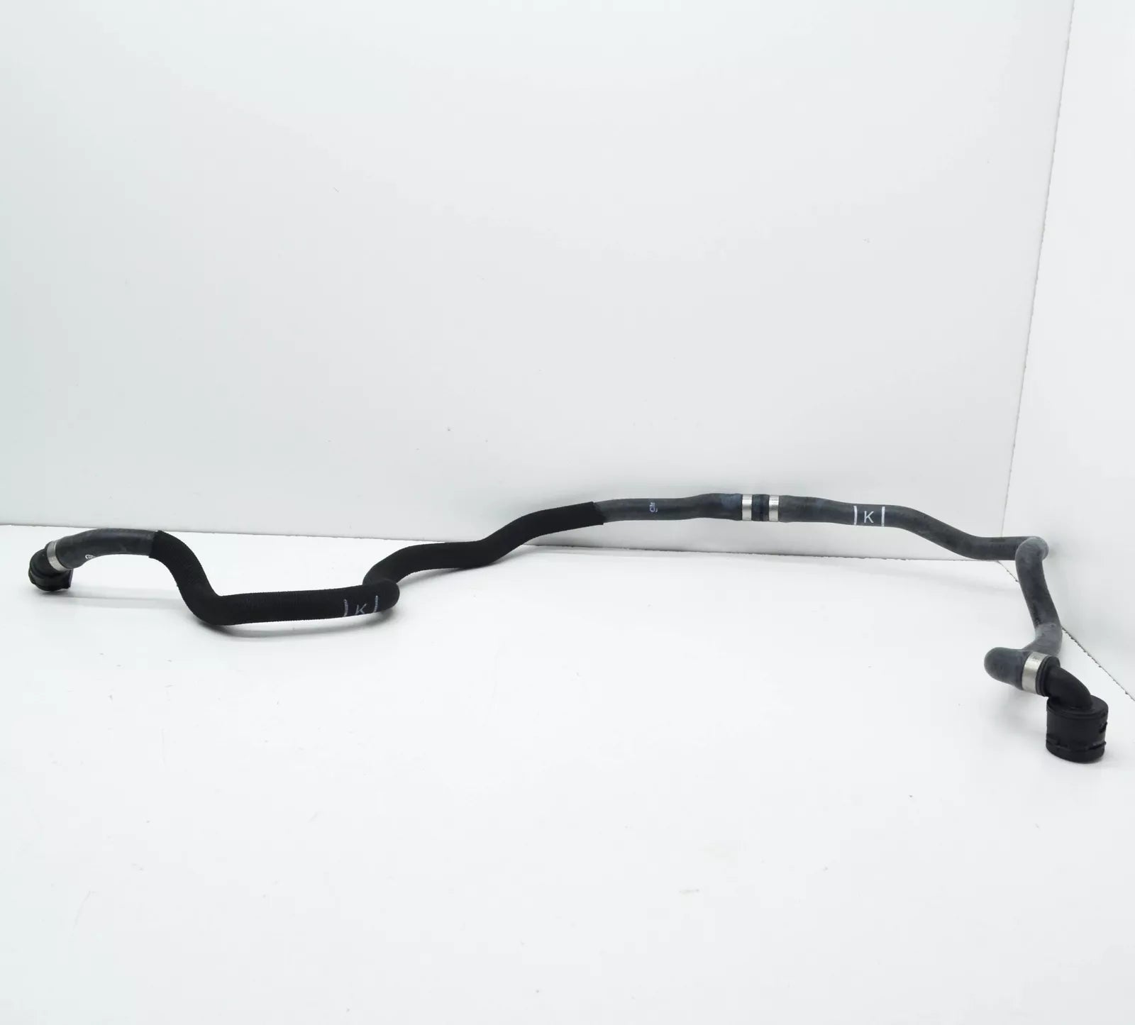 NEW BMW 5 G30 LEFT LOWER WATER COOLANT RADIATOR HOSE 17128602633 ORIGINAL