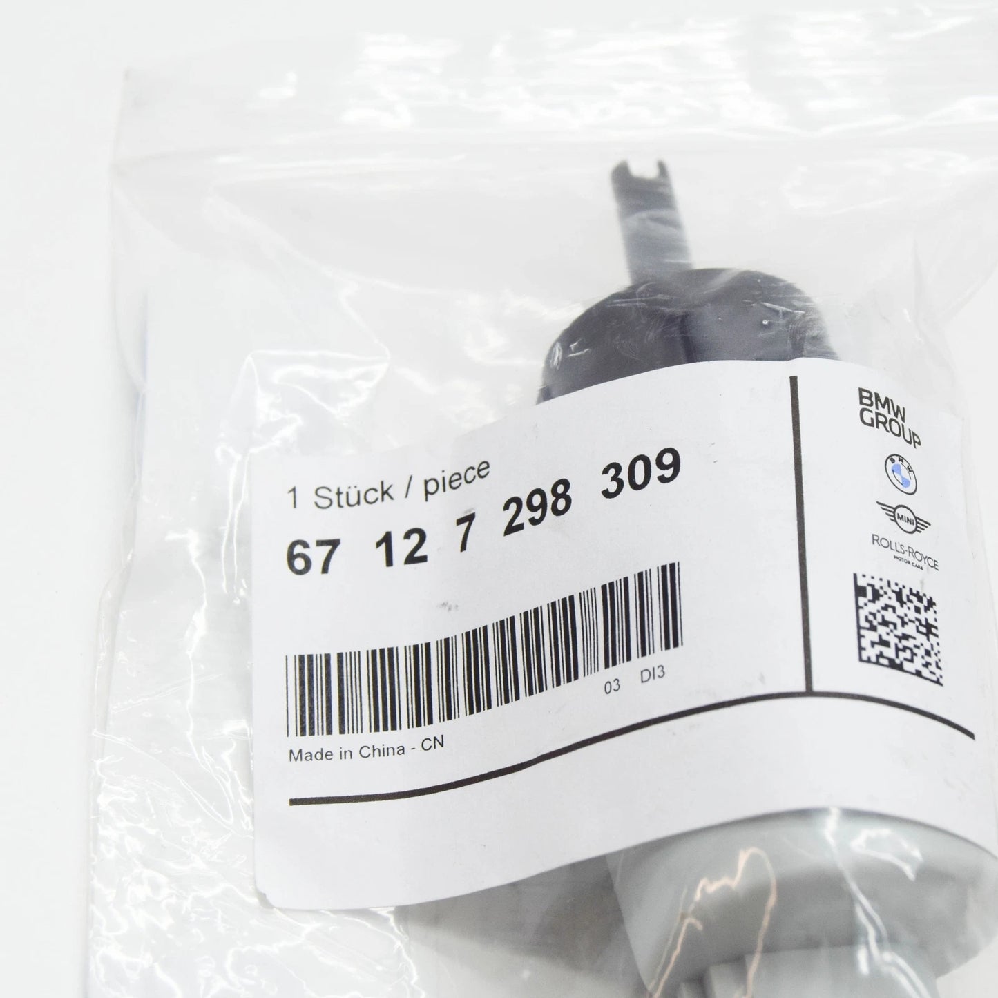 NEW BMW 3 G20 WINDSHIELD WASHER PUMP 67127298309 ORIGINAL