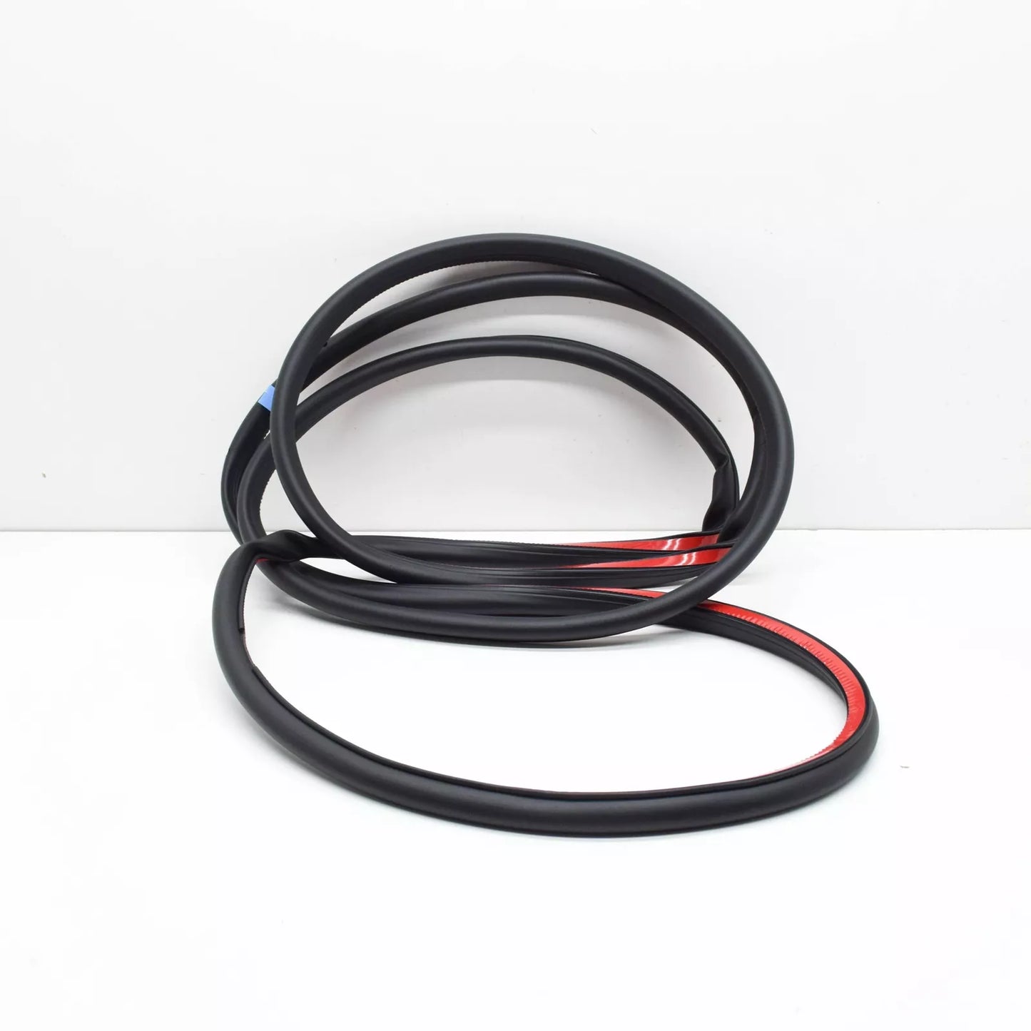 NEW VW TIGUAN AD FRONT LEFT DOOR OUTER SEAL RUBBER 5NA837701A5AP