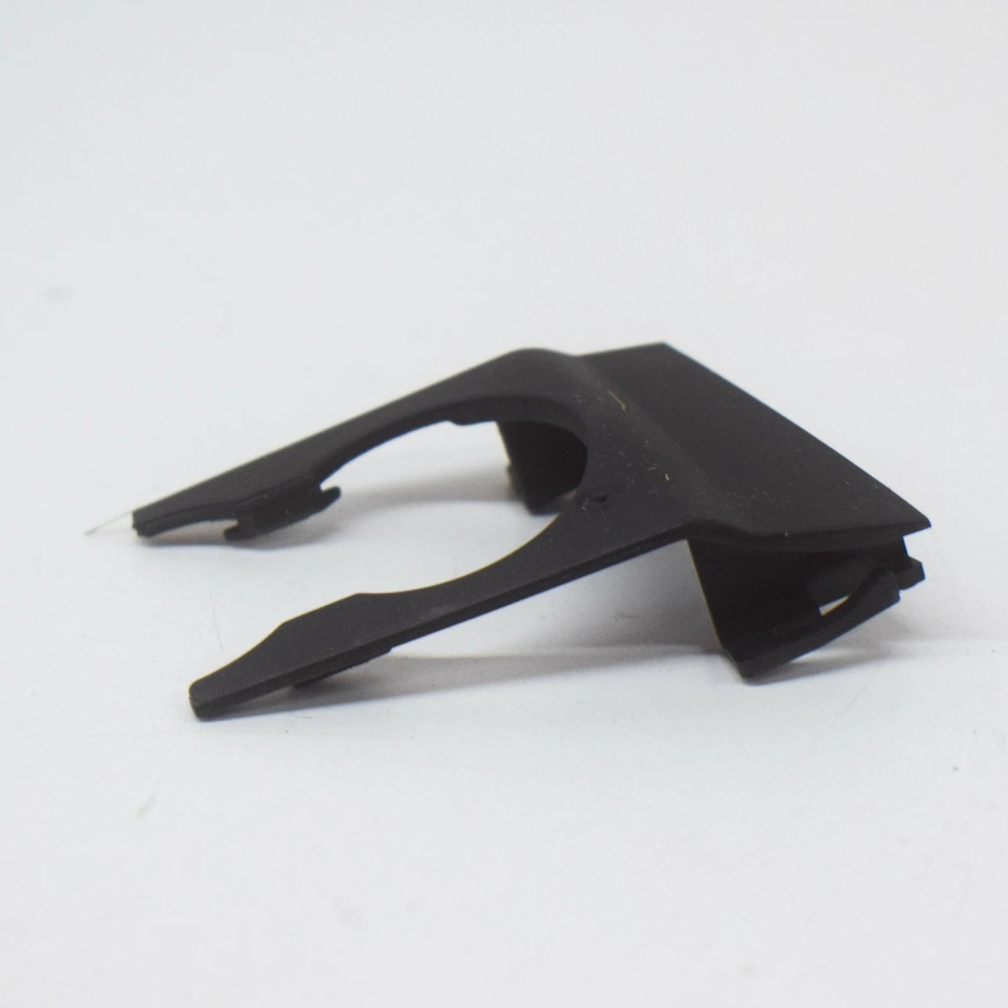 NEW AUDI A3 8P RIGHT UPPER WATER BOX CABLE GUIDE 1K0971865A ORIGINAL