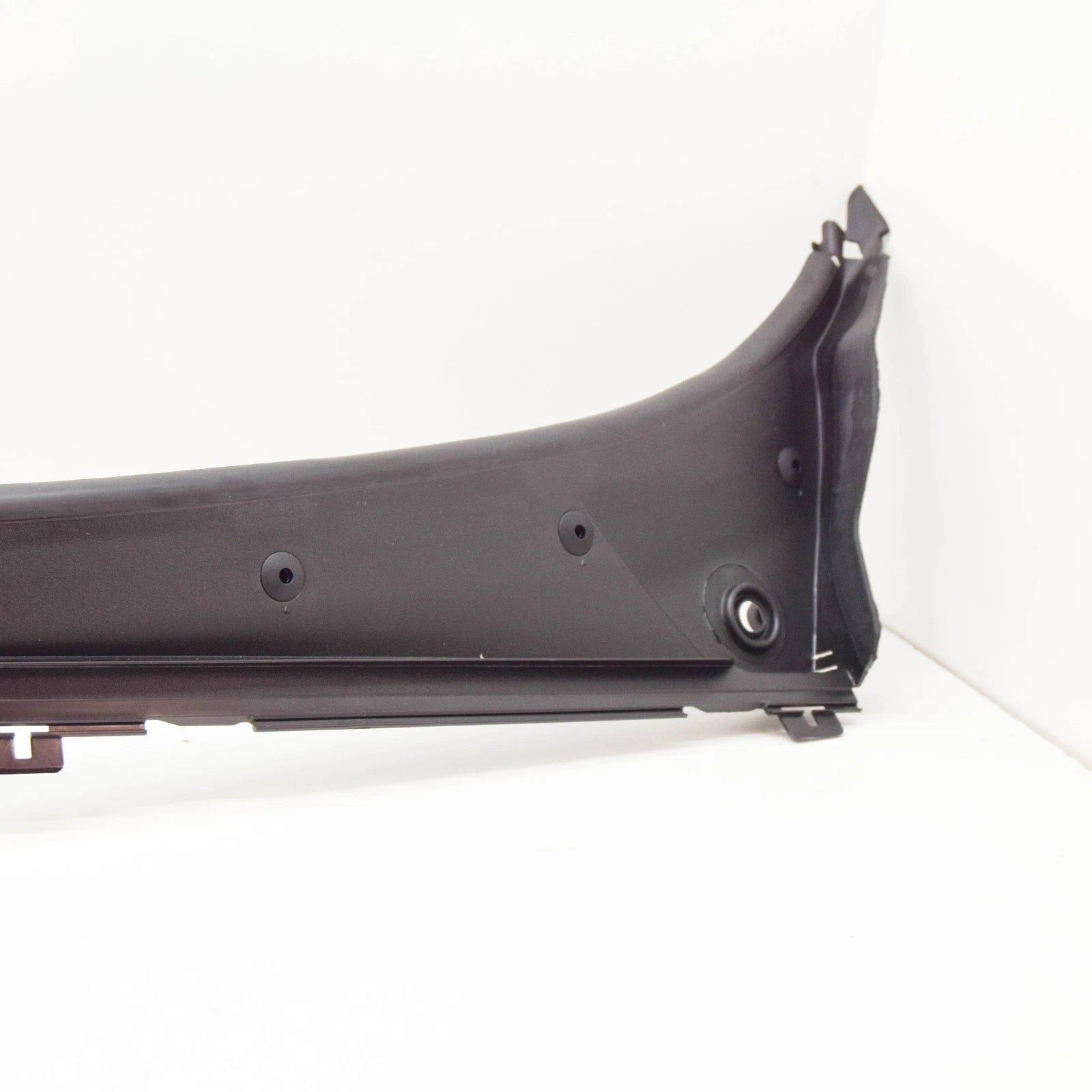 NEW BMW 2 F22,F87 FRONT WIPER COWL WINDSHIELD TRIM 7240672 51717240672 ORIGINAL