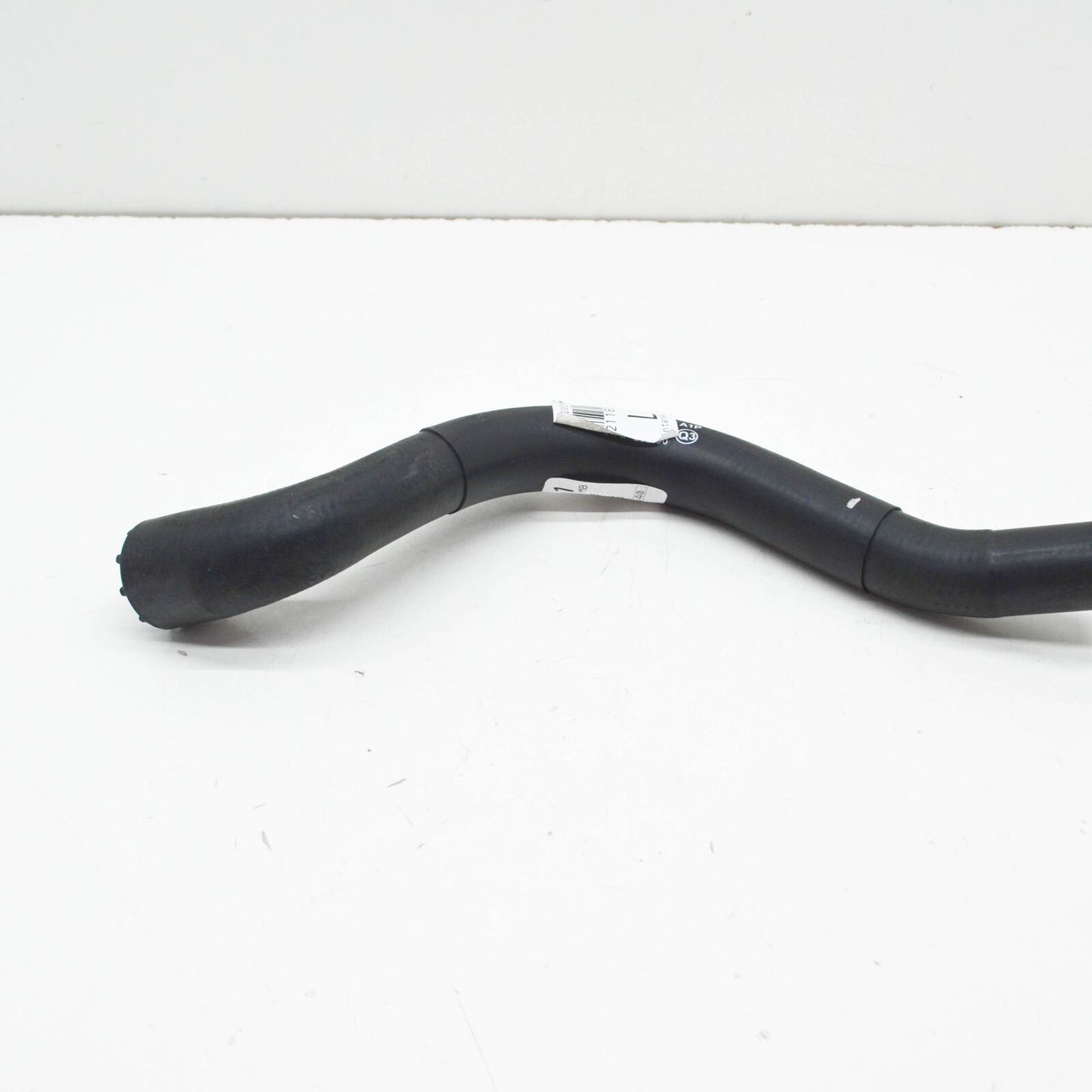 NEW MERCEDES-BENZ E W211 ENGINE COOLANT HOSE A2118323394 ORIGINAL