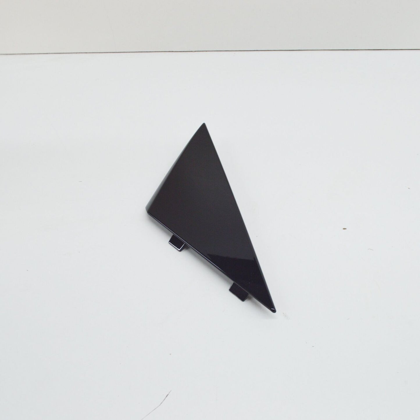 NEW MB E C238 FRONT RIGHT DOOR MIRROR TRIANGLE CAP A2387275400 ORIGINAL