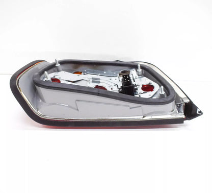 NEW BMW E36 SEDAN TAIL LIGHT RIGHT 1393432 63211393432 ORIGINAL