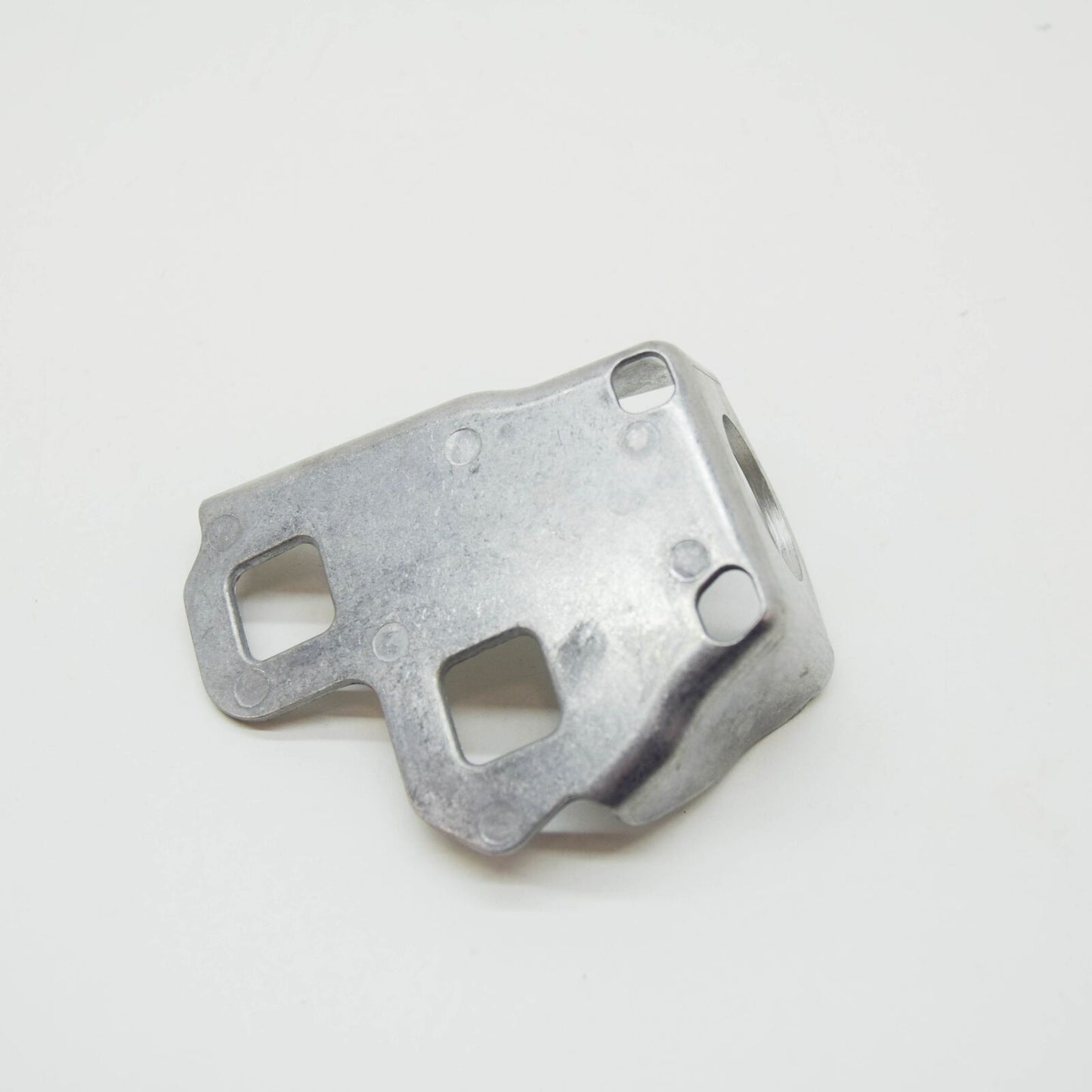 NEW MERCEDES BENZ SL R232 FRONT END PANEL RIGHT MOUNT A2326207800 ORIGINAL